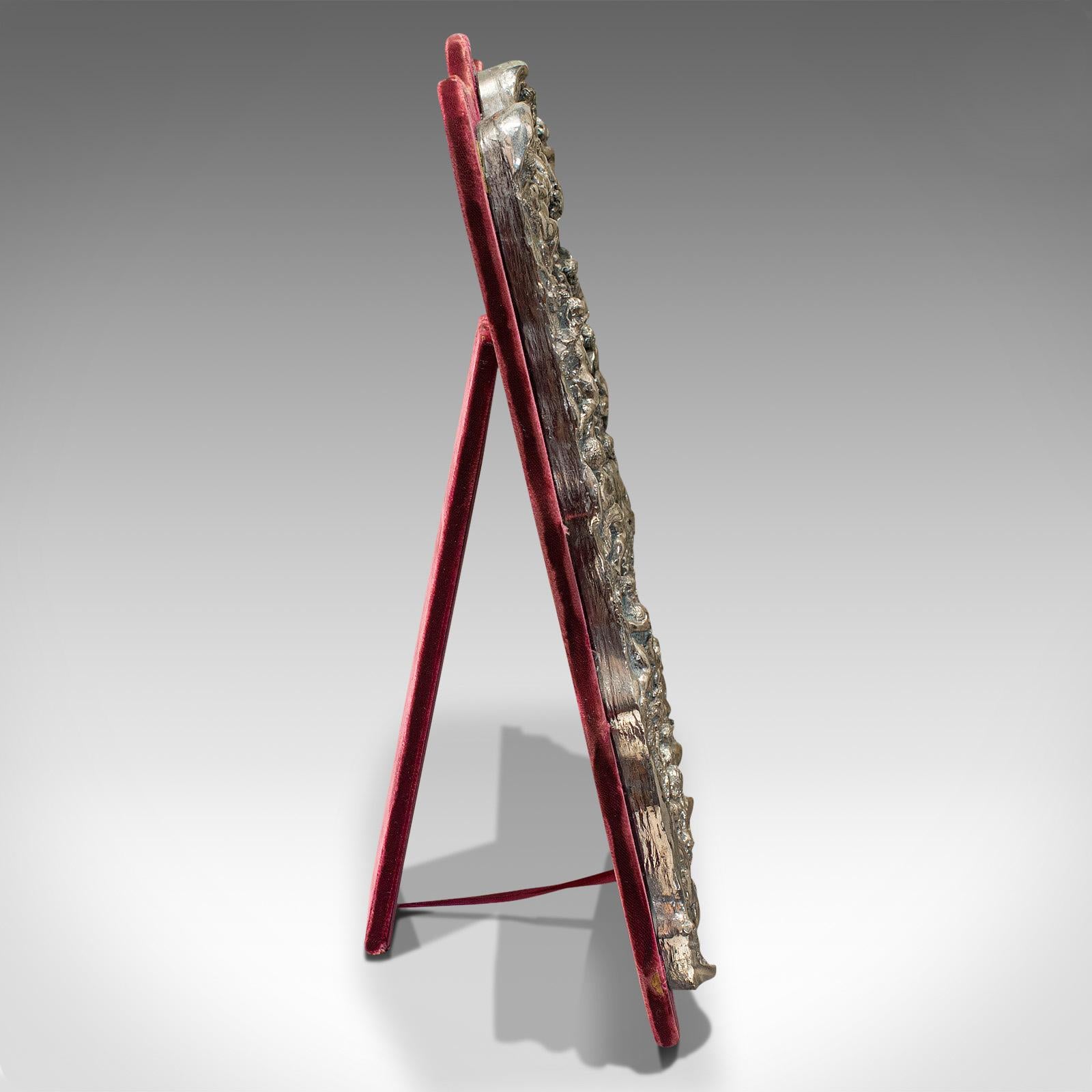 Inglese Specchio decorativo d'epoca, inglese, argento, 20° secolo, circa 1950 in vendita