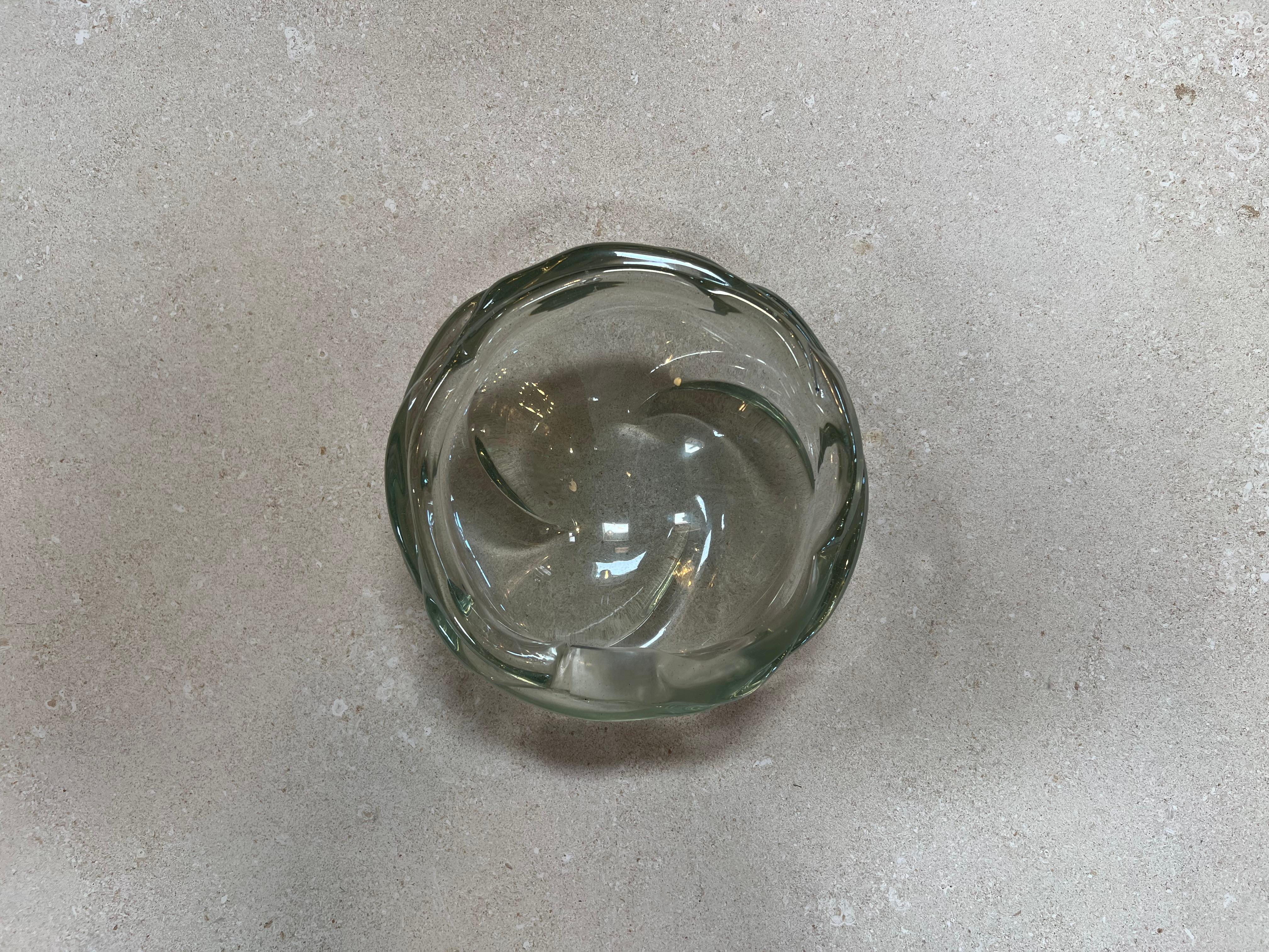 Dekorative Murano-Schale 1970er Jahre (Moderne der Mitte des Jahrhunderts) im Angebot