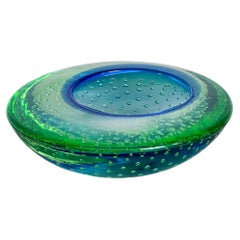 Dekorative Murano-Schale/Aschenbecher aus grünem und blauem Sommerso-Glas im Vintage-Stil