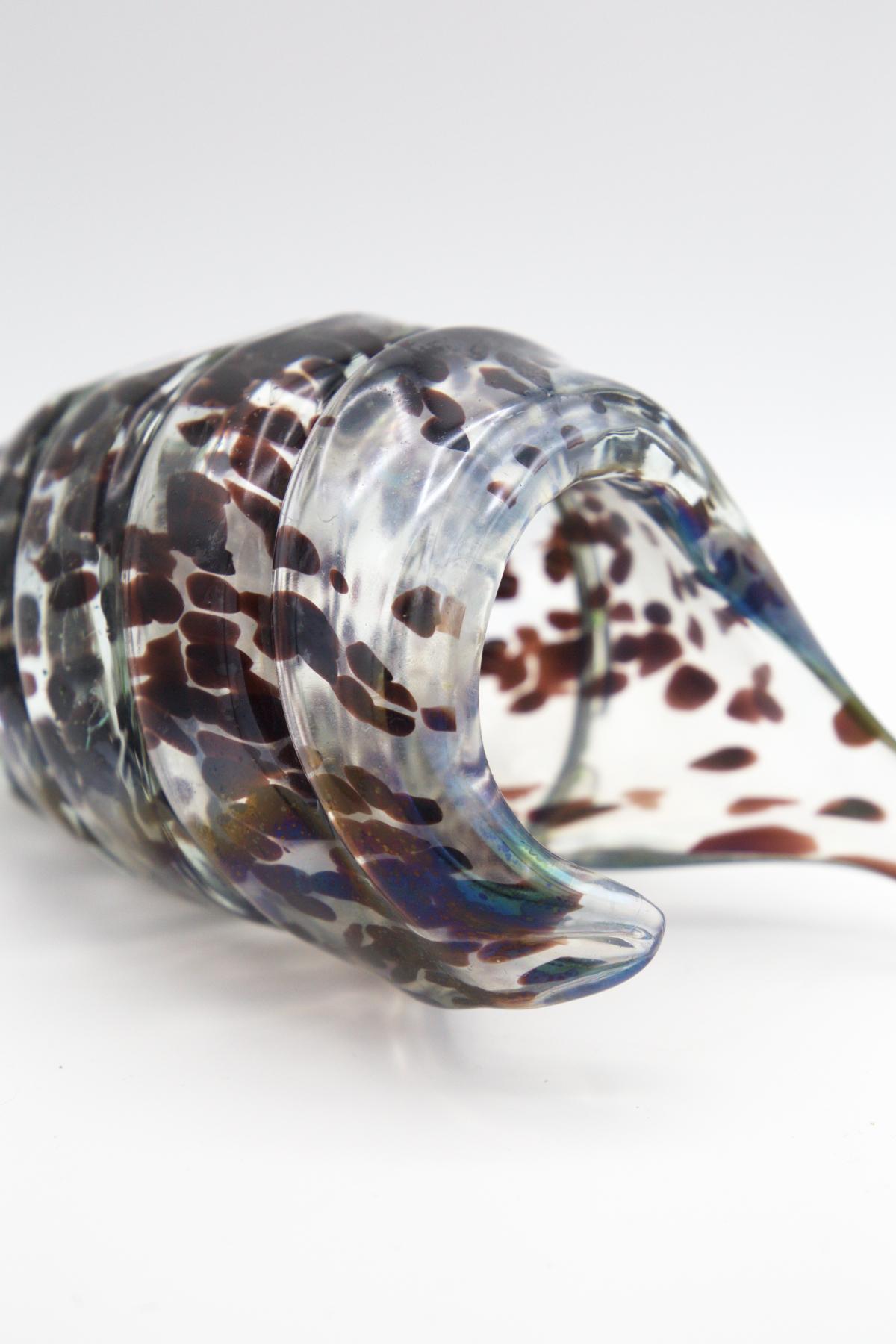 Vintage Decorative Murano Glass Shell For Sale 4