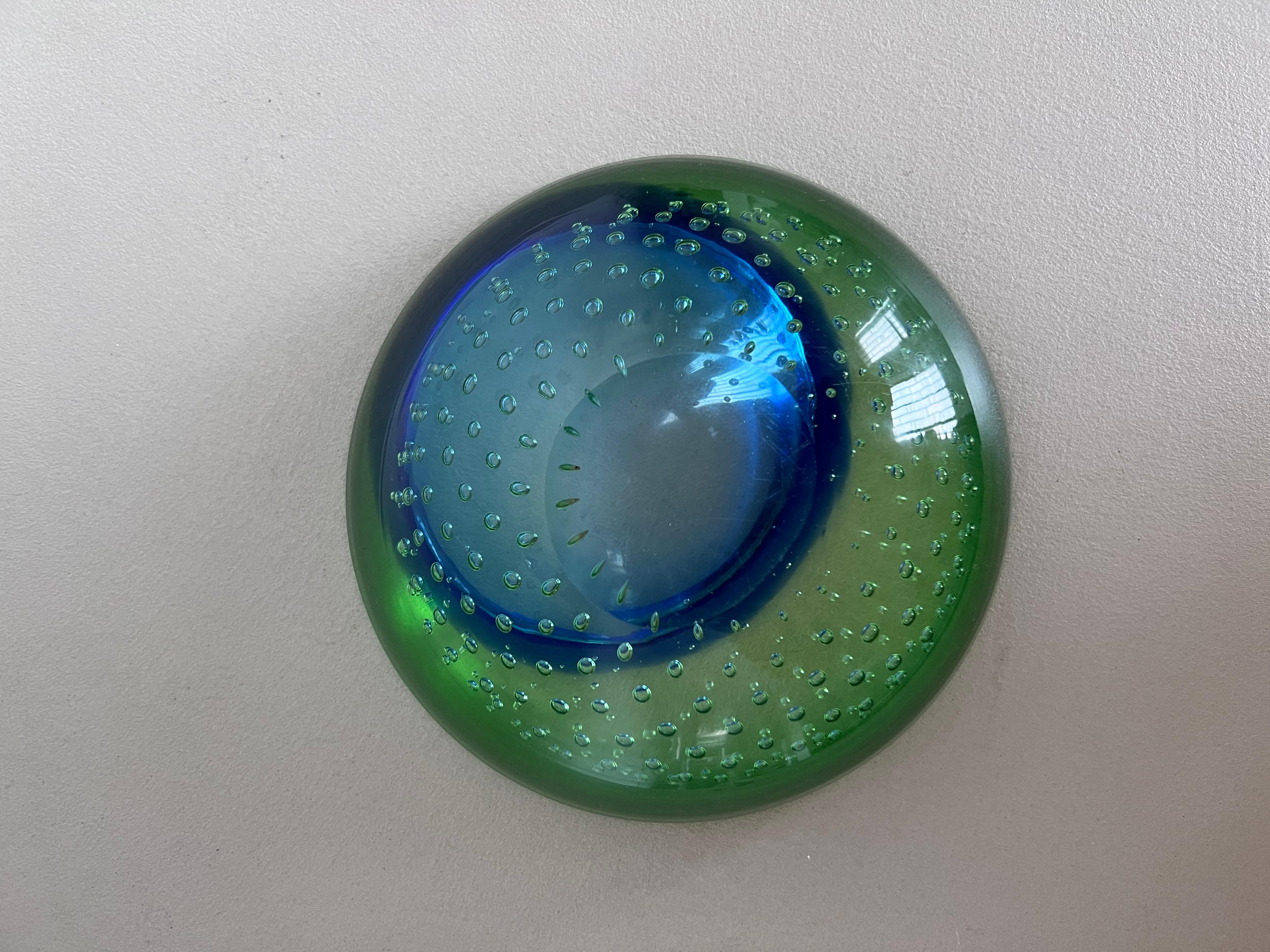 Vintage decorative Murano “Sommerso” bowl/ashtray in green and blue  glass For Sale 1