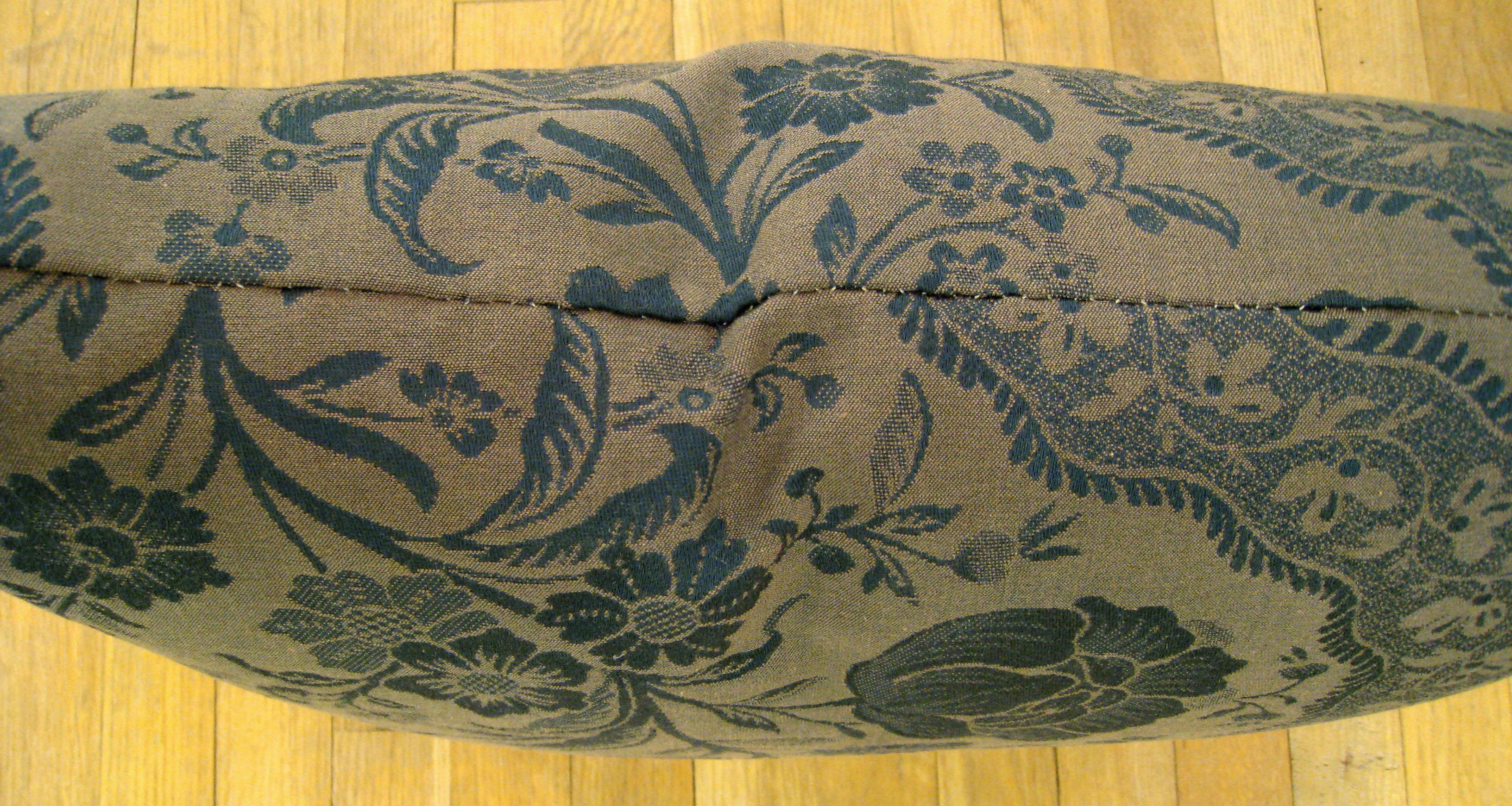20th Century Vintage Decorative Pillow with Directional Floral Pattern For Sale