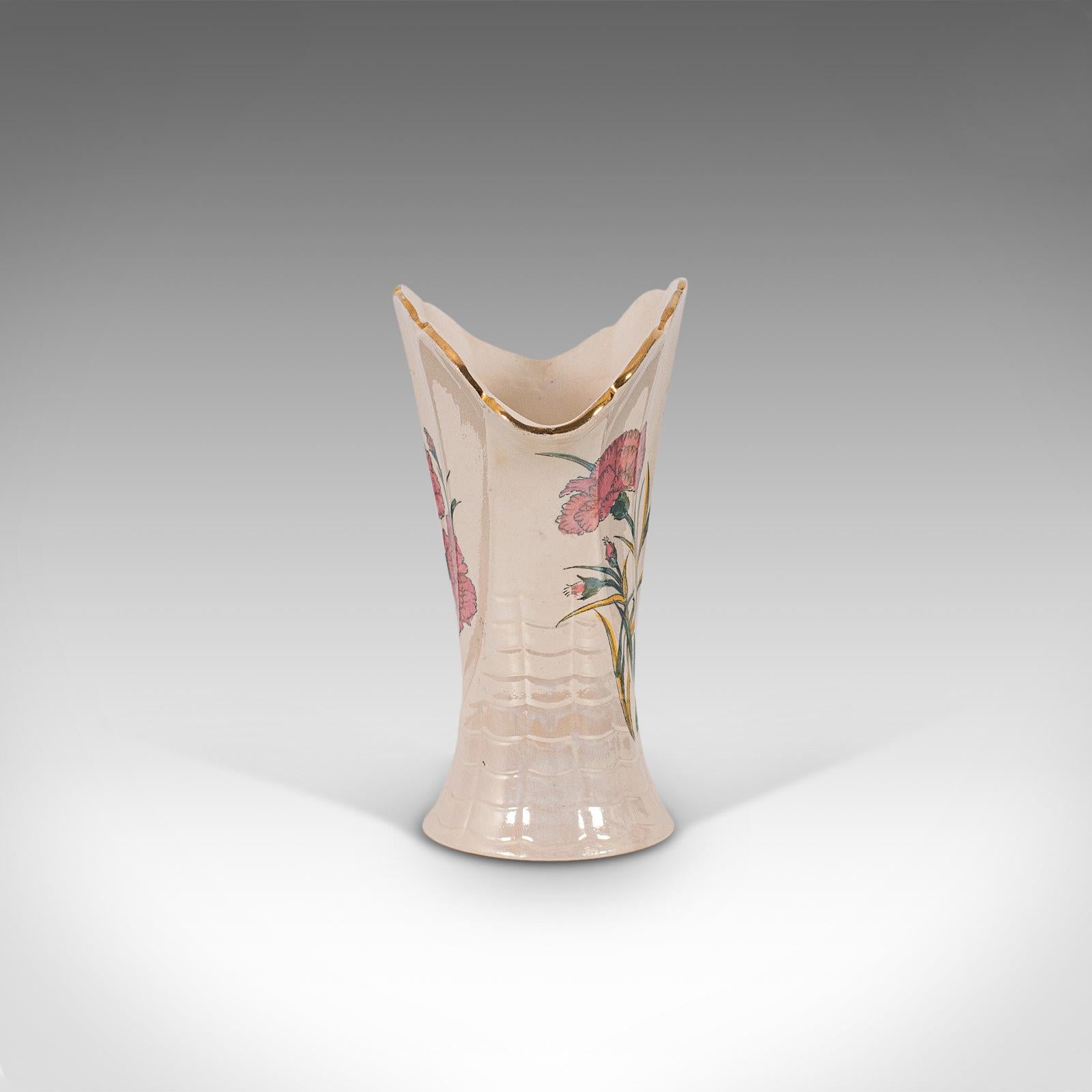 Dekorativer Ausgießenkrug, englisch, Keramik, Gefäß, Mitte des 20. Jahrhunderts, um 1950 im Angebot 1