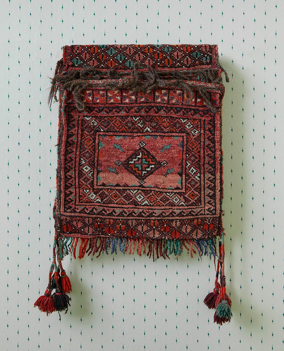 Vintage

Turkem Baluch saddle bag.

H 89 x W 39 cm