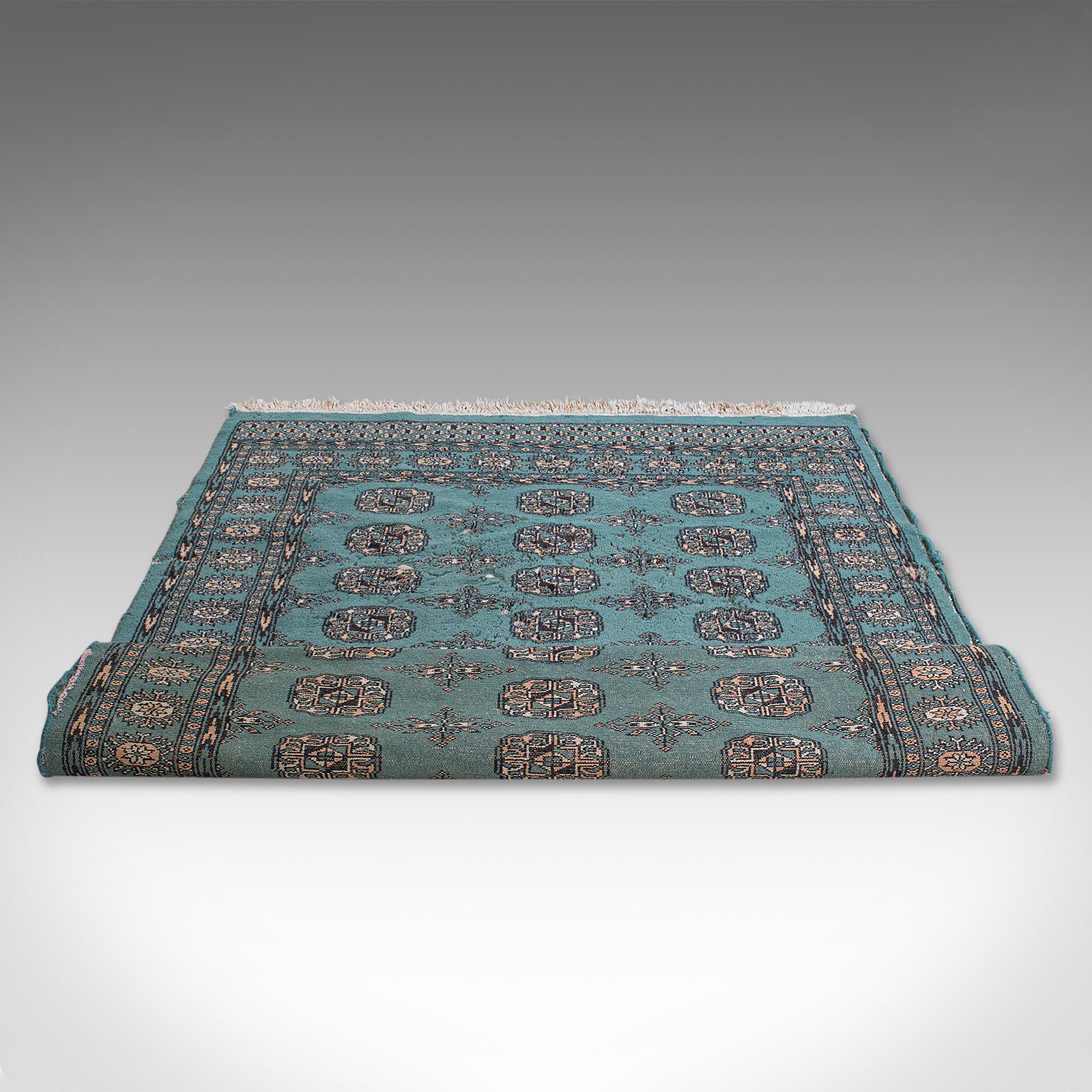 Vintage Decorative Rug, Middle Eastern, Woollen, Bokhara, Carpet, circa 1950 For Sale 8