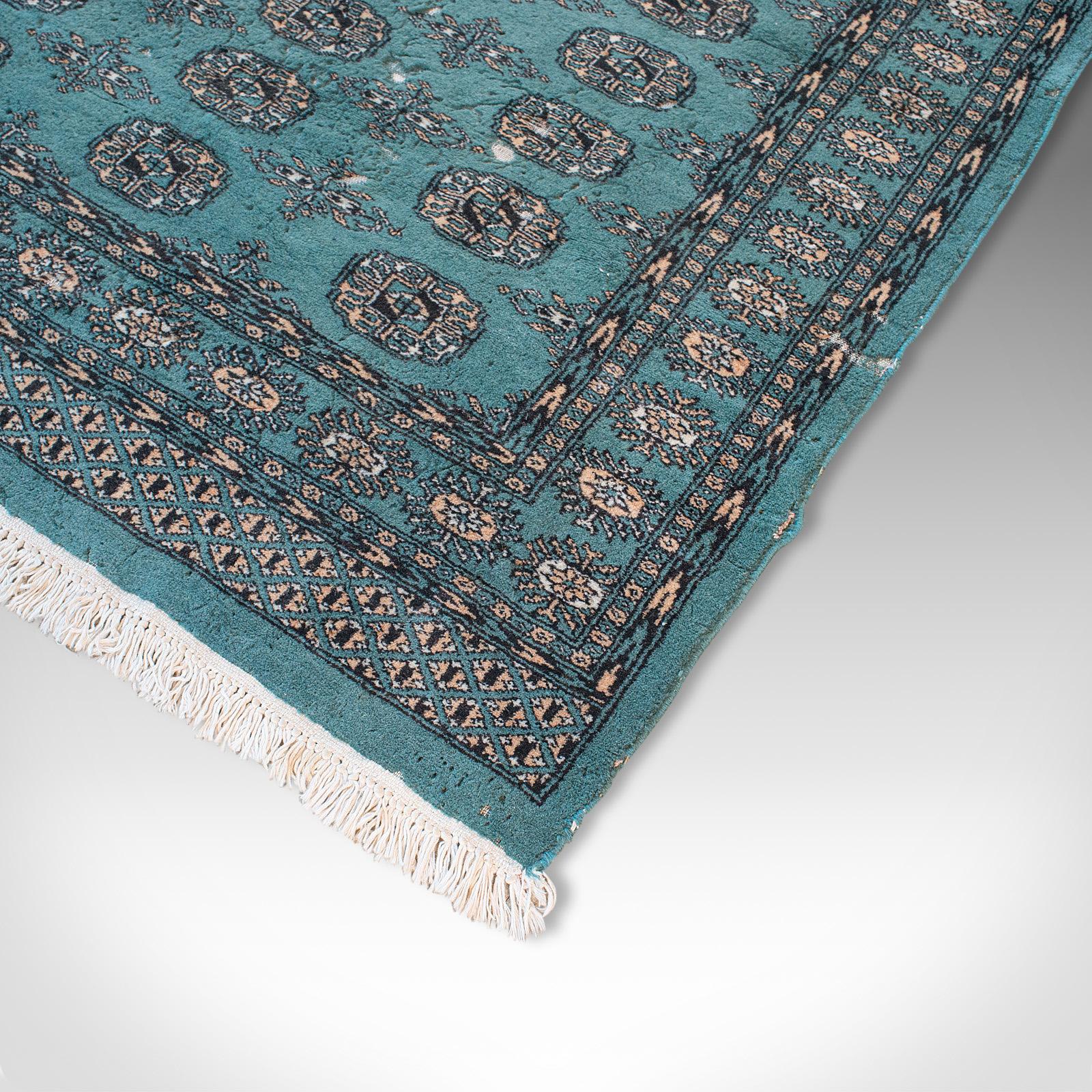 Vintage Decorative Rug, Middle Eastern, Woollen, Bokhara, Carpet, circa 1950 For Sale 3