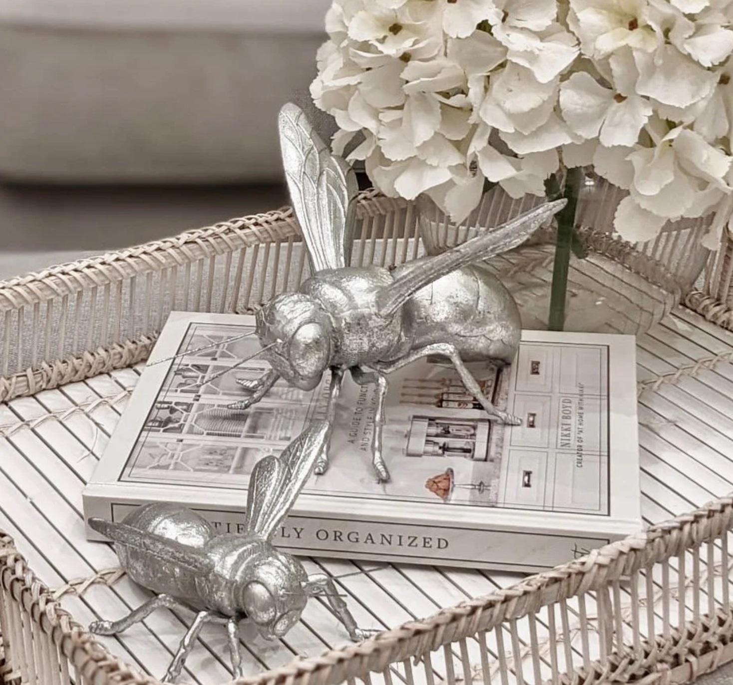 A beautiful vintage silver bee ornament for your room. An impressive size, this silver bee is a gorgeous statement piece for a shelf or sideboard!
29 x 15 x 13cm 

