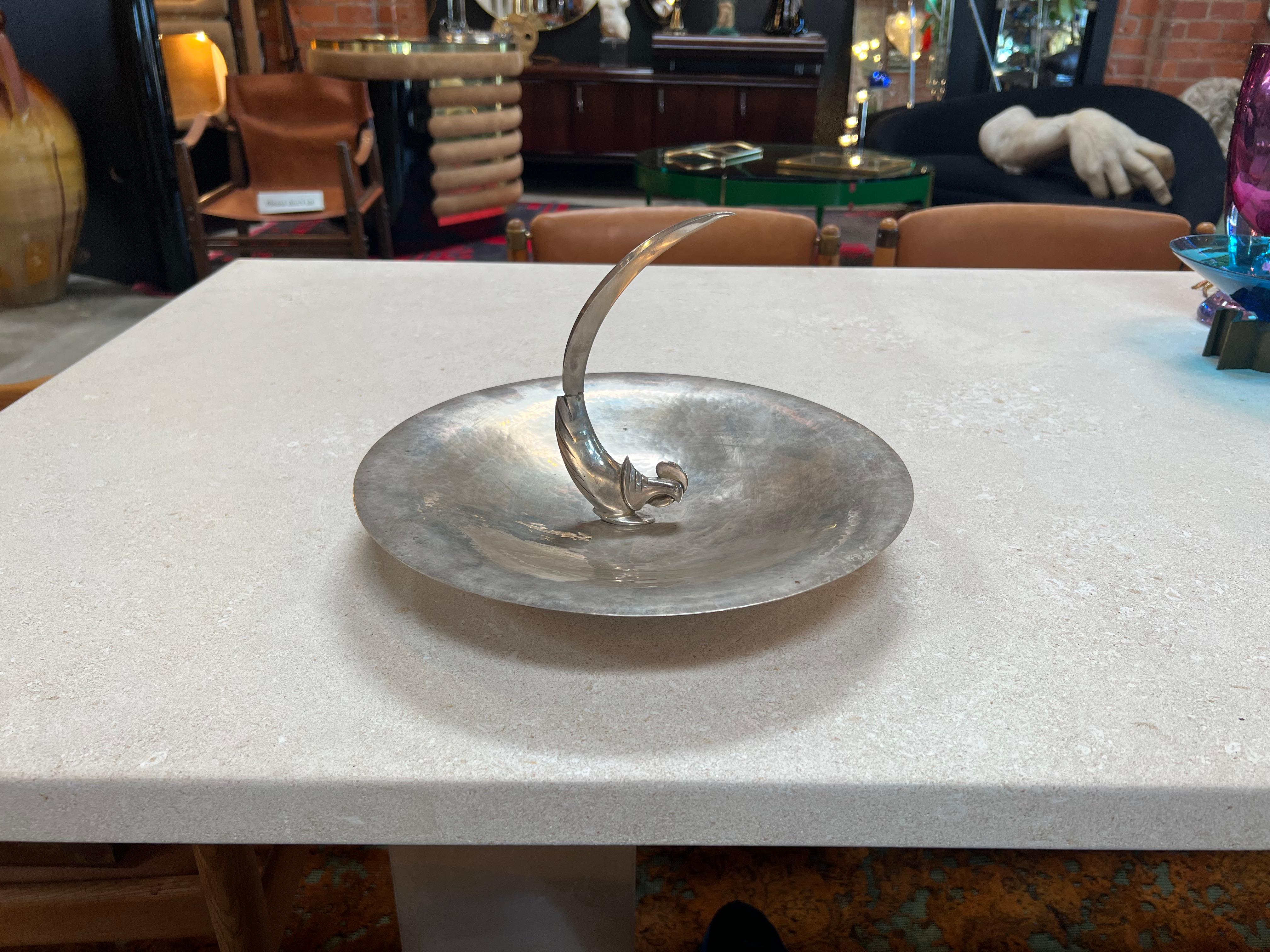Vintage Decorative Silver center Bowl 1960s In Good Condition For Sale In Los Angeles, CA
