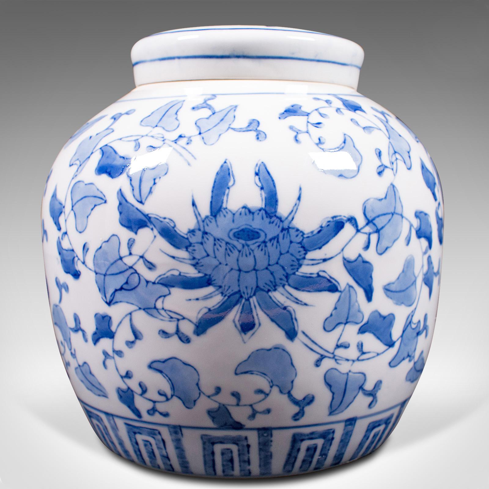 Vintage Decorative Spice Jar, Oriental, Ceramic, Ginger, Tea Caddy, Circa 1940 5