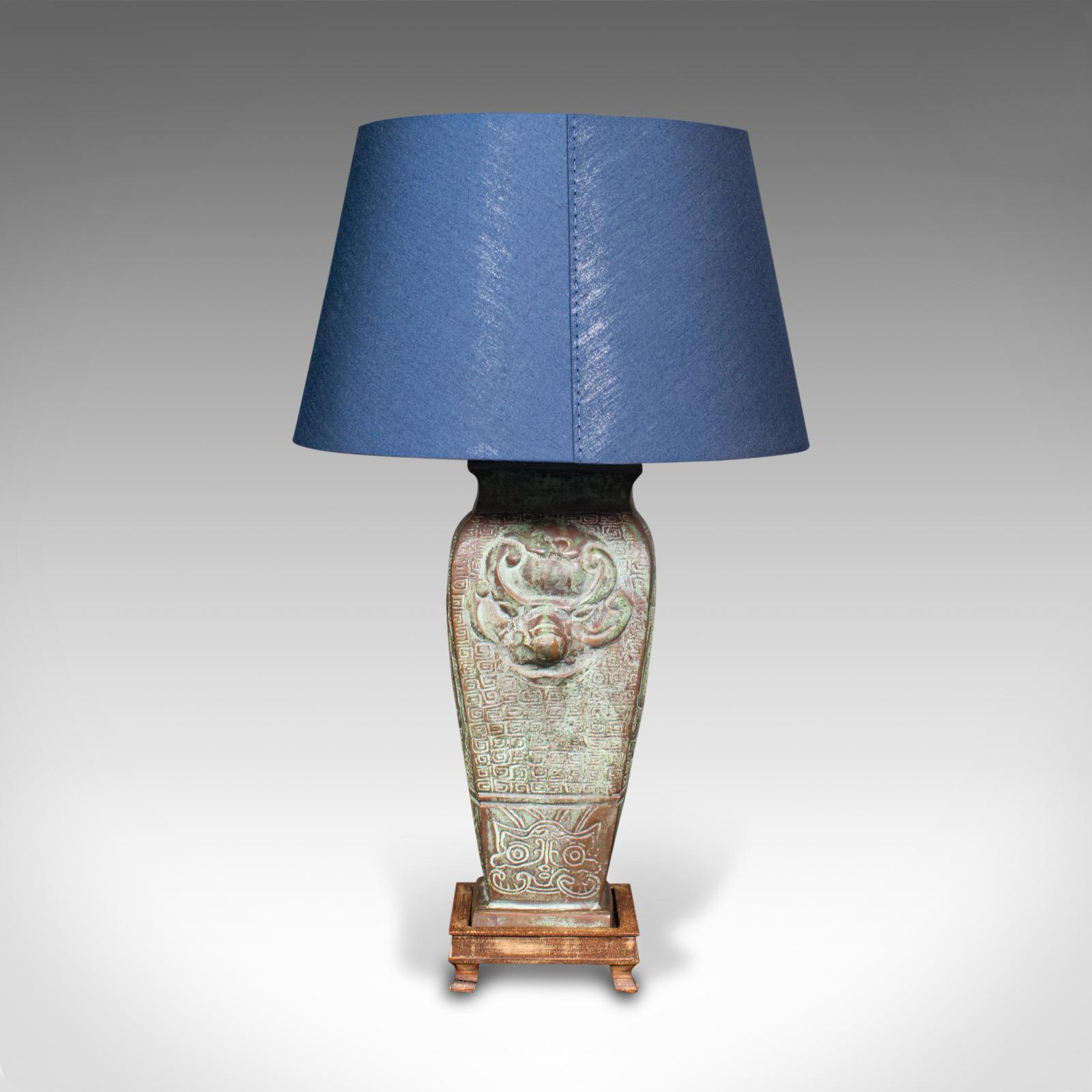 Unknown Vintage Decorative Table Lamp, Oriental, Bronze, Ornamental Light, Circa 1970 For Sale