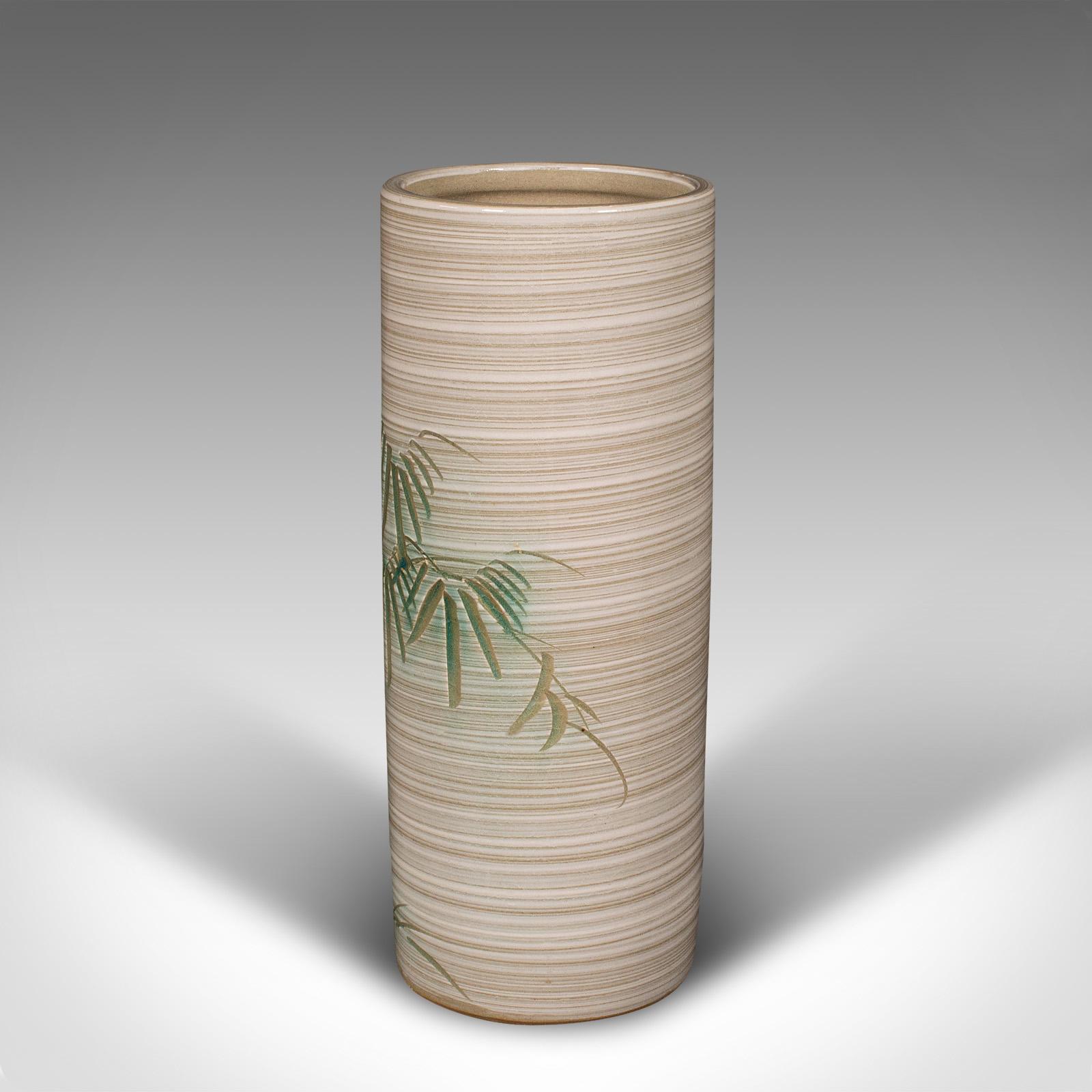 Vaso decorativo d'epoca, giapponese, in ceramica, motivo di bambù, manico di fiori, C.C. 1980 In condizioni buone in vendita a Hele, Devon, GB