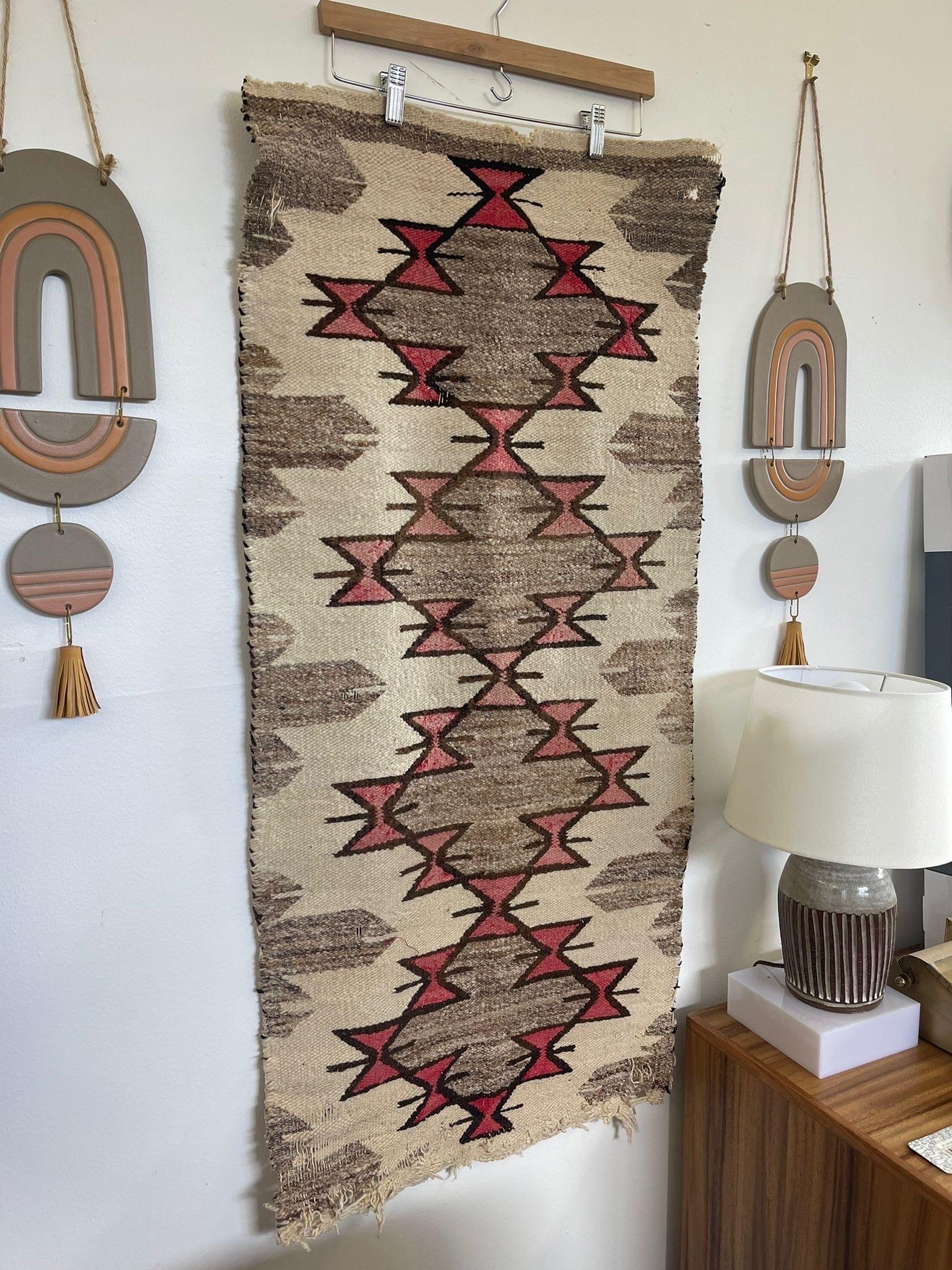 Vintage Decorative Wall Hanging Tapestry Primitive Design. In Good Condition For Sale In Seattle, WA