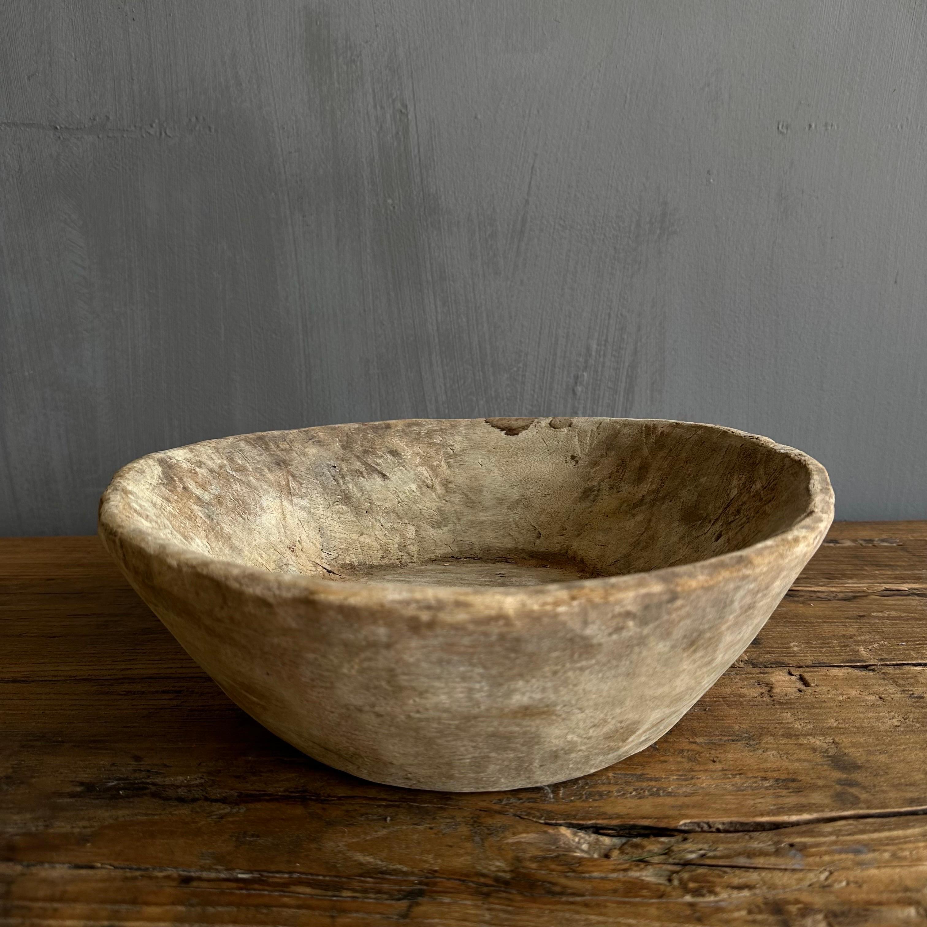 Vintage Decorative Wood Bowl For Sale 2