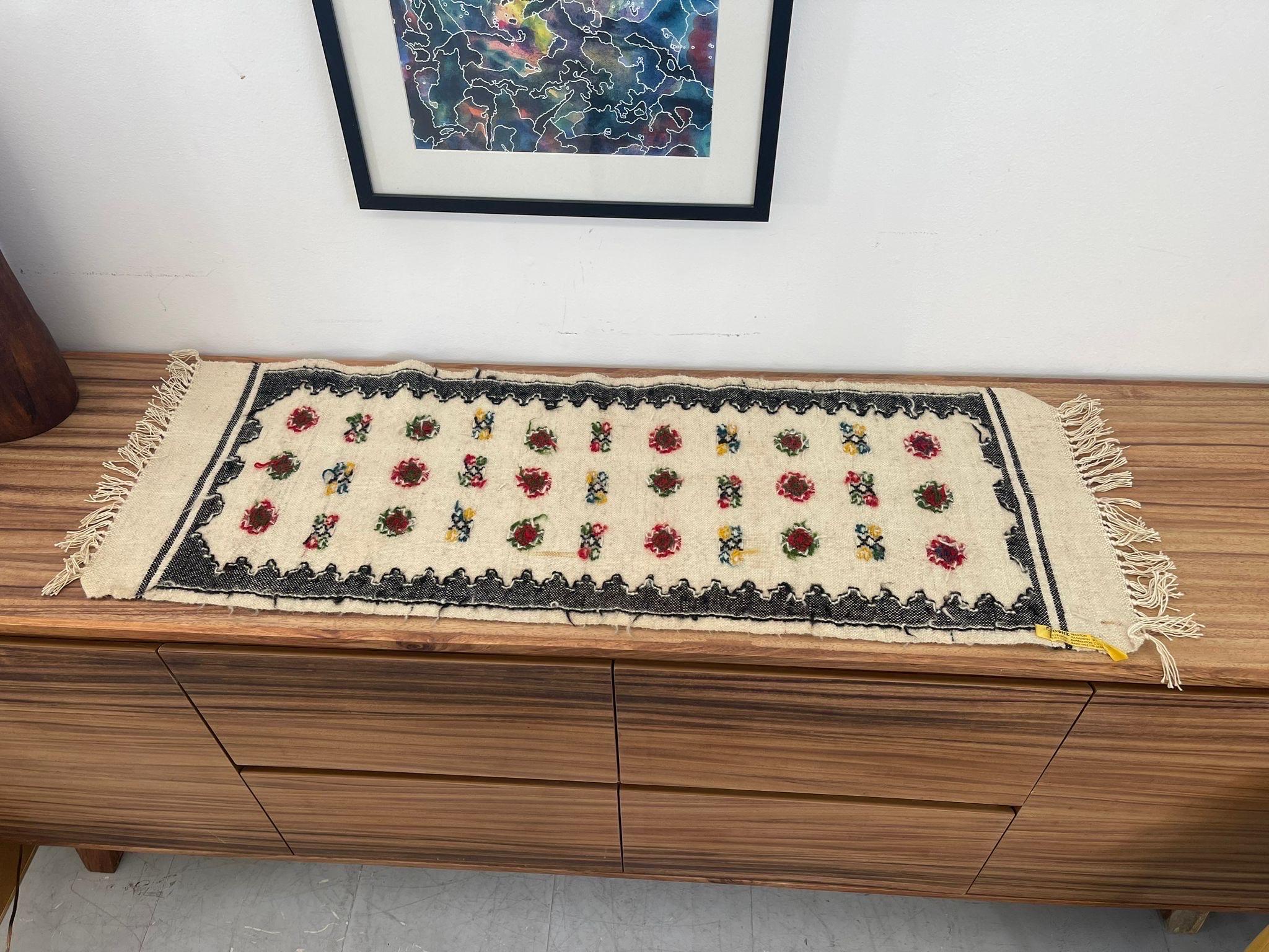 Mid-Century Modern Vintage Decorative Wool Wall Hanging Tapestry. Made in Greece. For Sale