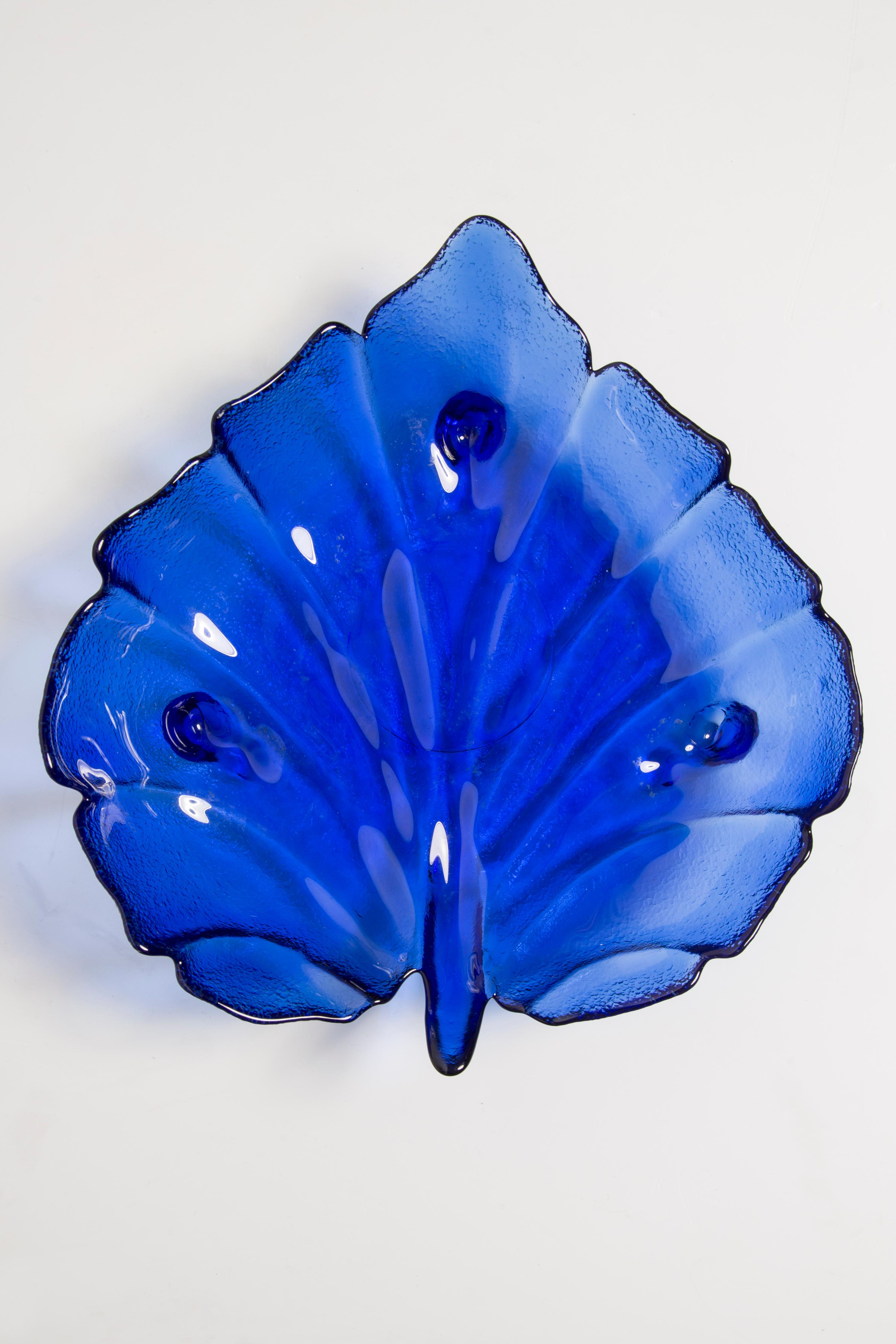 Ceramic Vintage Deep Blue Decorative Glass Leaf Plate, Italy, 1960s For Sale
