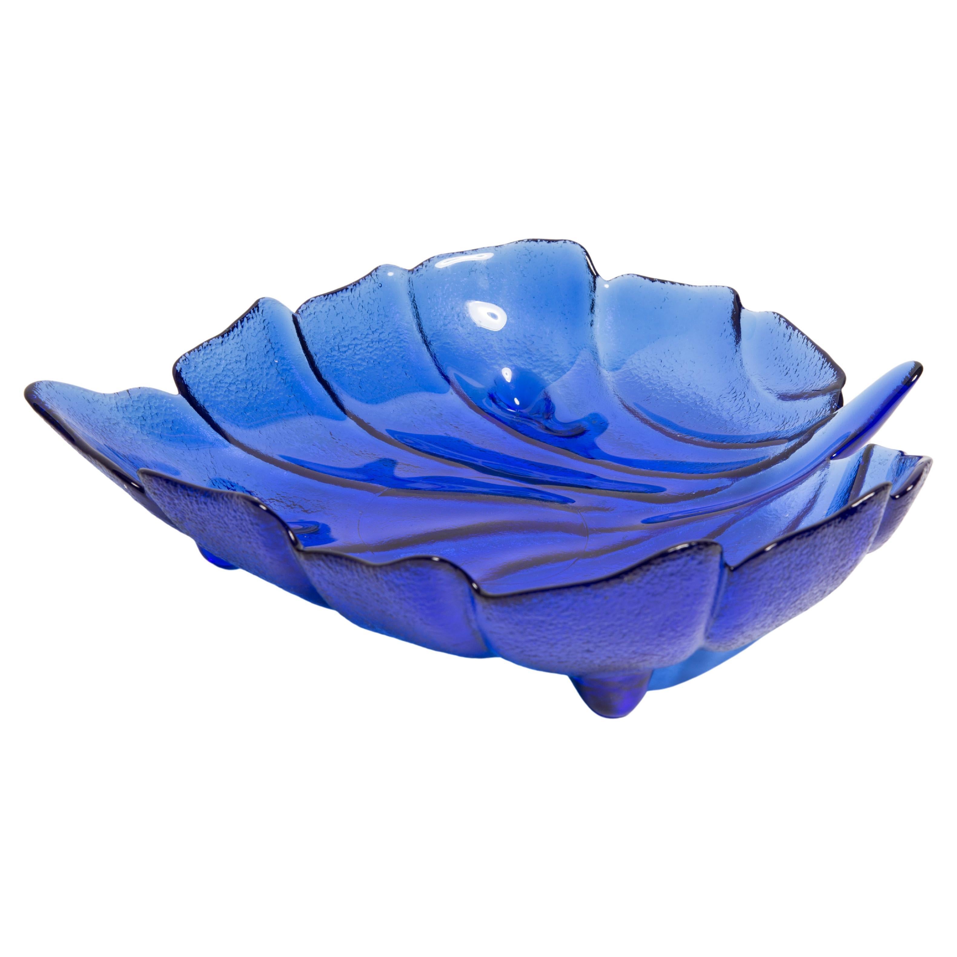 Vintage Deep Blue Decorative Glass Leaf Plate, Italy, 1960s For Sale