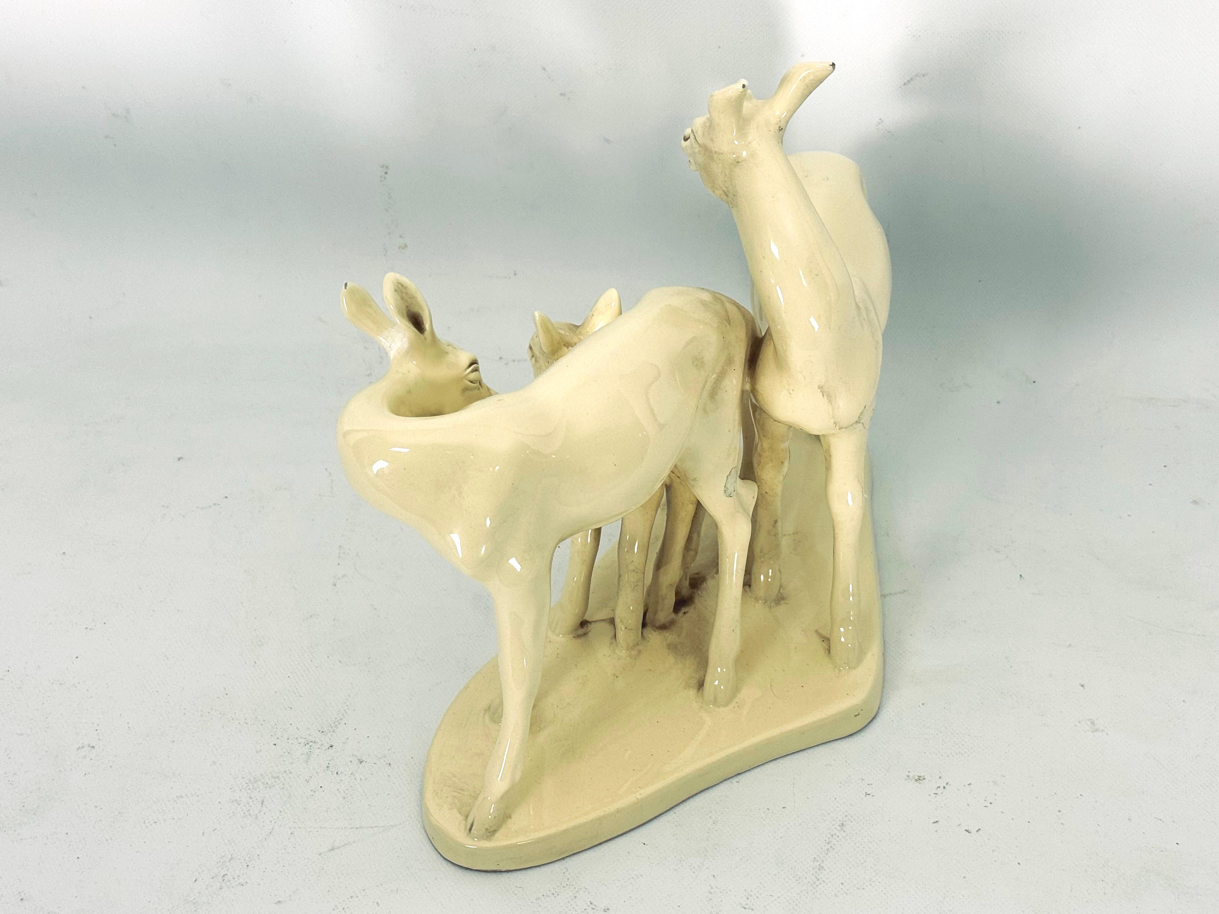 Ceramic Vintage deer family sculpture in ceramic. Italy 1950s For Sale