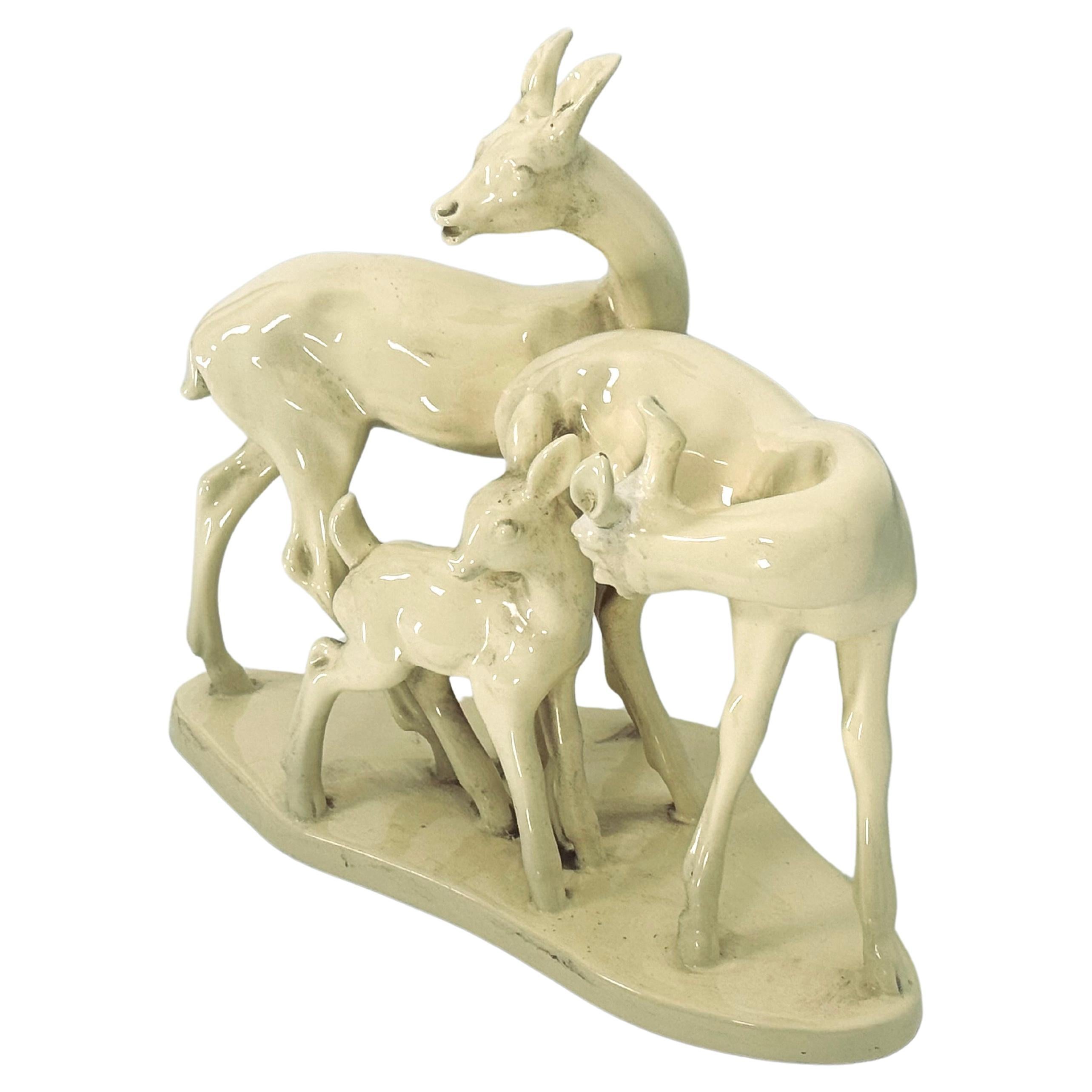 Vintage deer family sculpture in ceramic. Italy 1950s For Sale