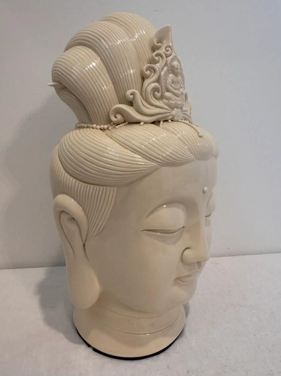 Vintage Dehua Blanc de Chine Buste Guanyin, Porcelaine émaillée à l'ivoire Bon état - En vente à Cookeville, TN