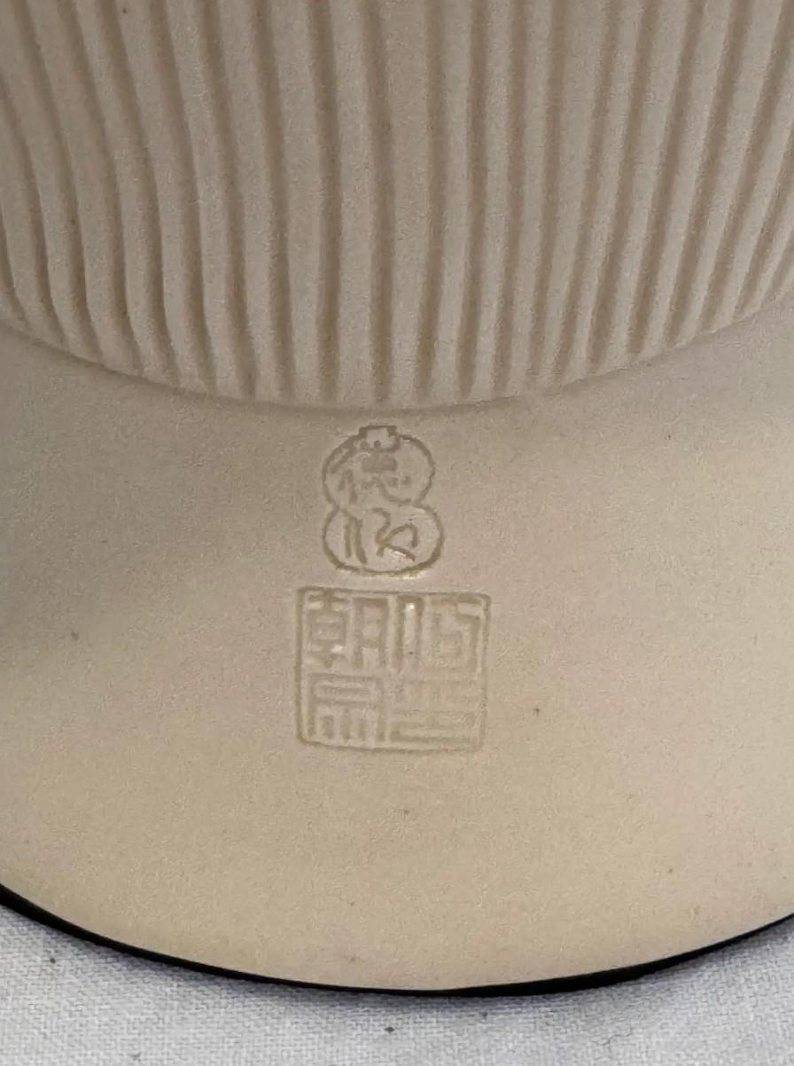 Céramique Vintage Dehua Blanc de Chine Buste Guanyin, Porcelaine émaillée à l'ivoire en vente