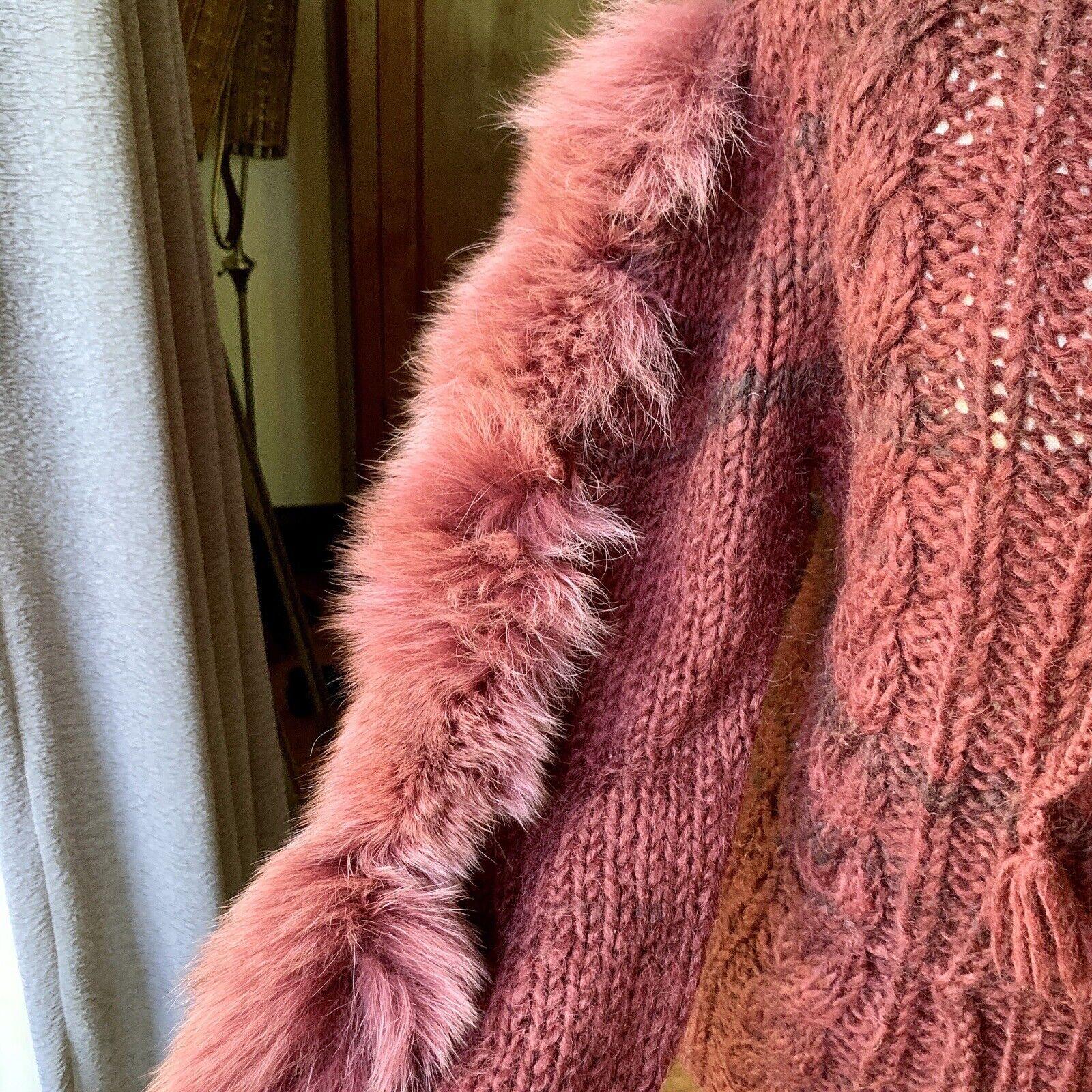 Vintage DELAWARE STREET Avant Garde FOX Fur CASHMERE Cable Knit Sweater USA For Sale 1