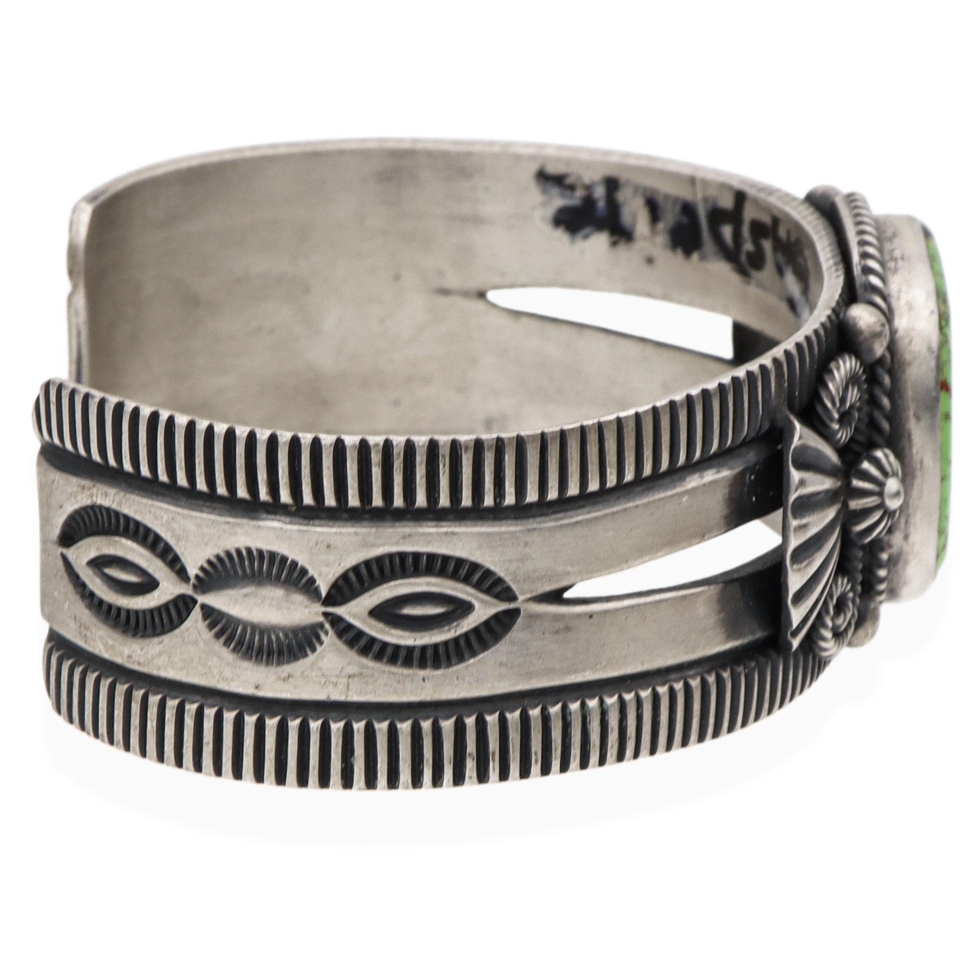 Bracciale vintage Delbert Gordon Navajo in argento sterling con gaspeite in vendita 2