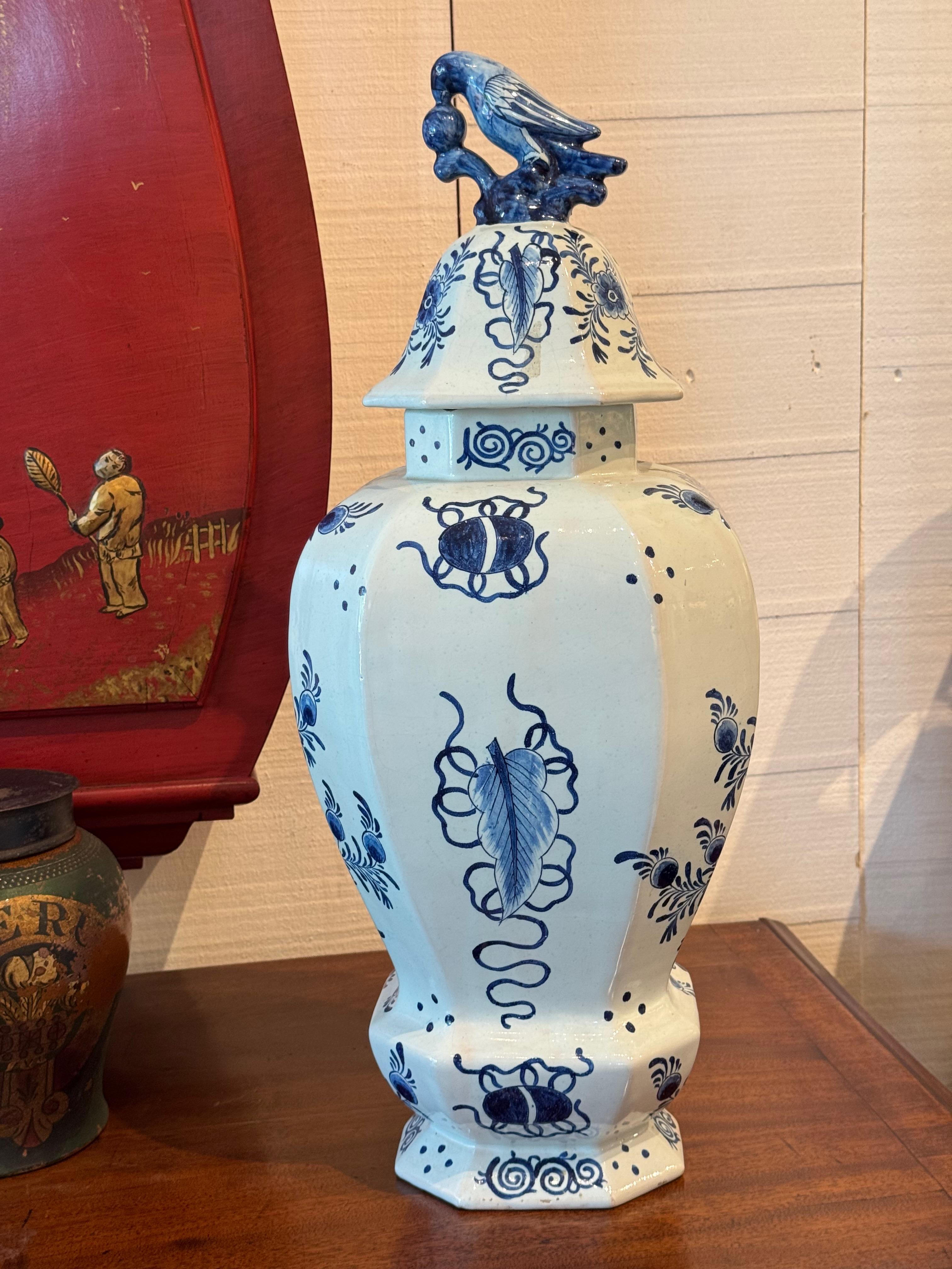 Vintage Delft Urn With Figural Scene and Bird Finial For Sale 4