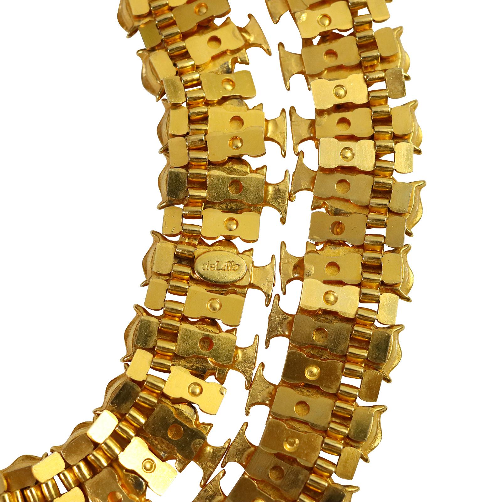 Vintage deLillo Gold Tone Kings Men Necklace For Sale 6