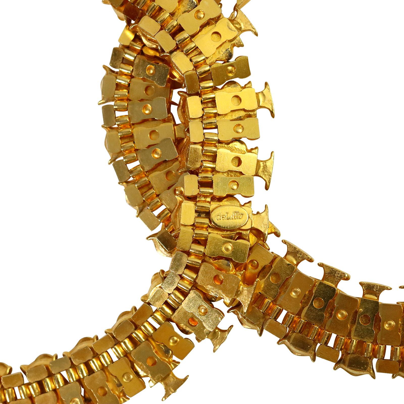 Vintage deLillo Gold Tone Kings Men Necklace For Sale 3