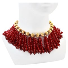 Collana vintage deLillo in tonalità oro con perline rosse pendenti, circa anni '70