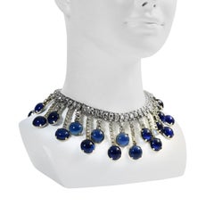 Halskette von deLillo mit Strass und blauem Cabochon