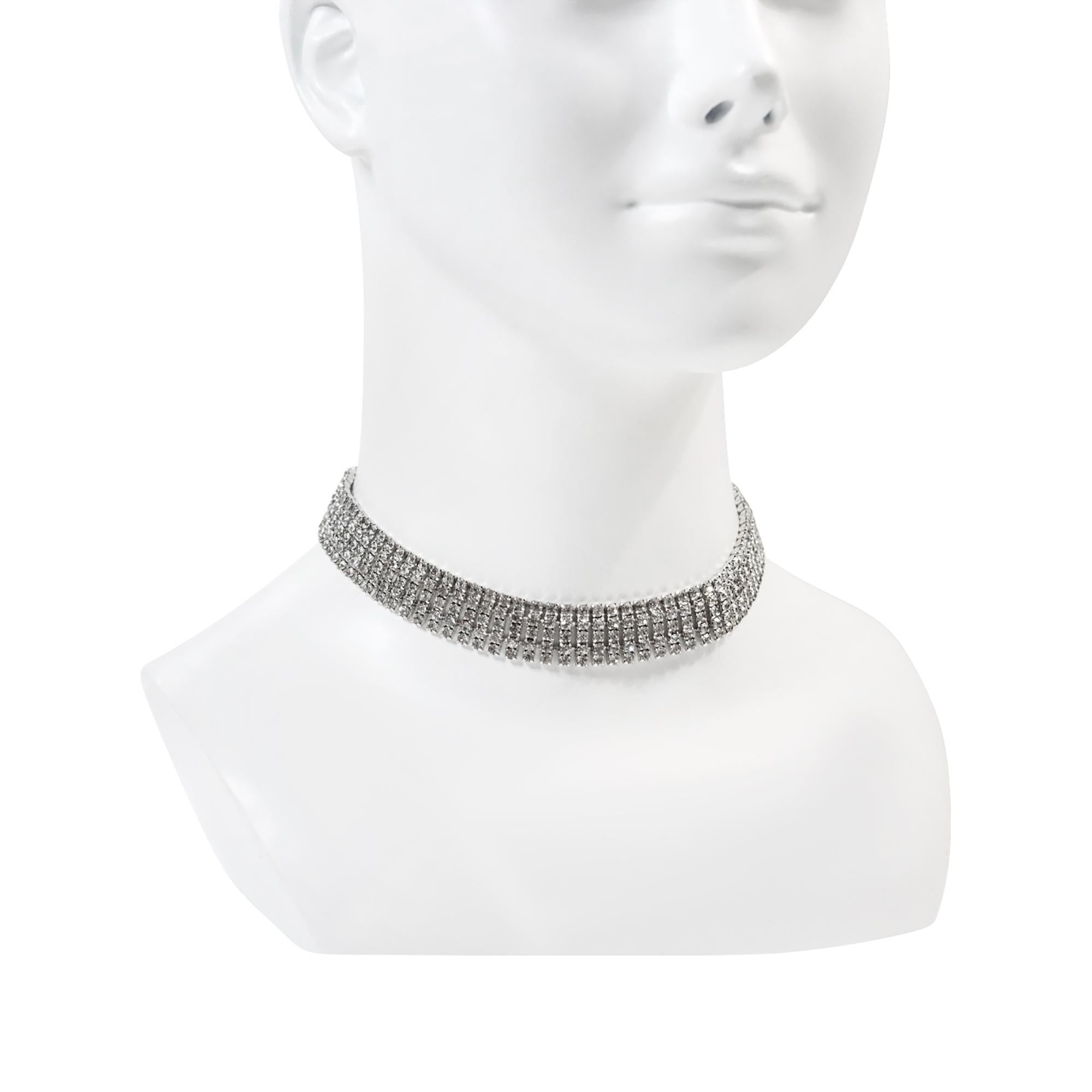 Moderno Collana girocollo vintage Denbe con diamanti incastonati Circa 1960 in vendita