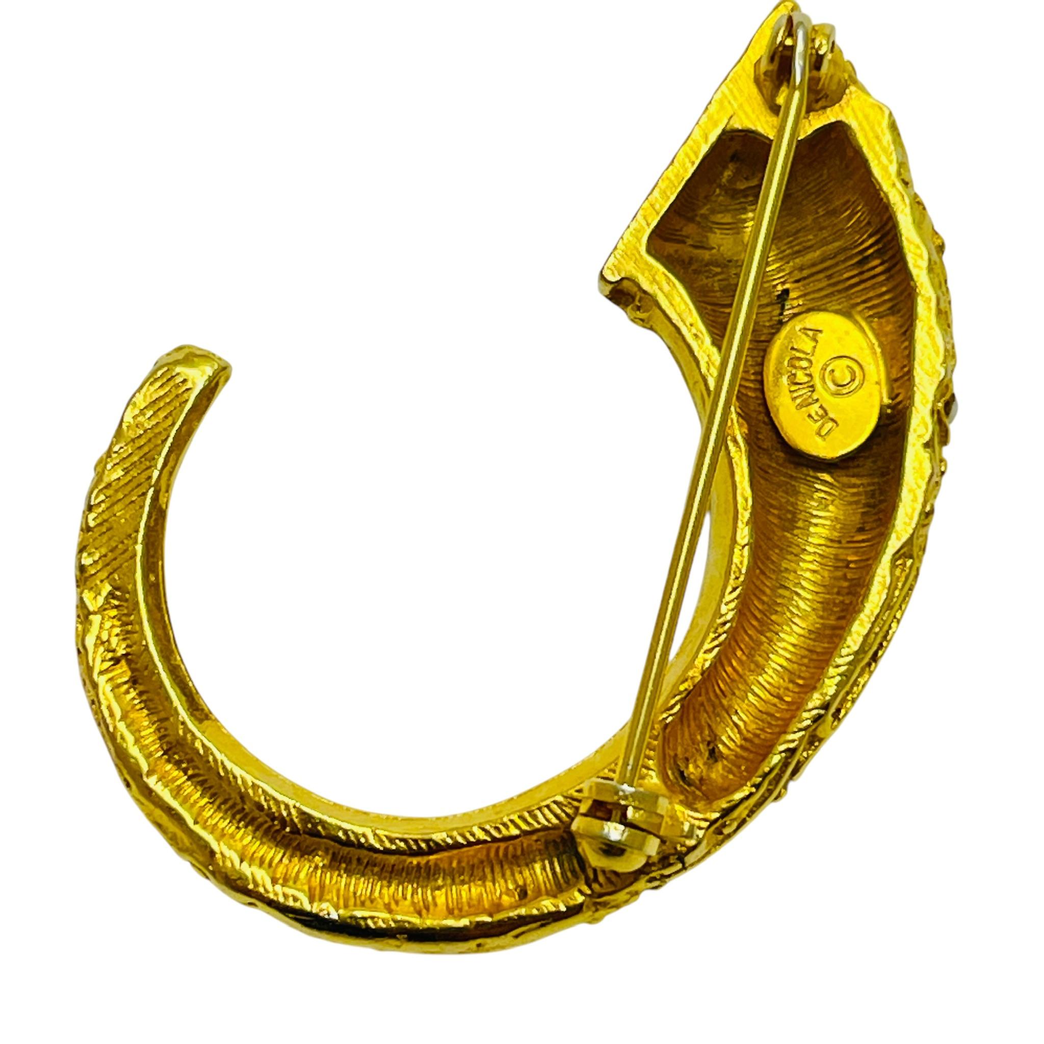 Vintage DENICOLA signed gold tone designer bracelet In Good Condition For Sale In Palos Hills, IL
