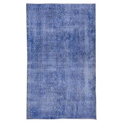 Blauer überzogener Sparta-Teppich aus Denim mit indigoblauen Akzenten