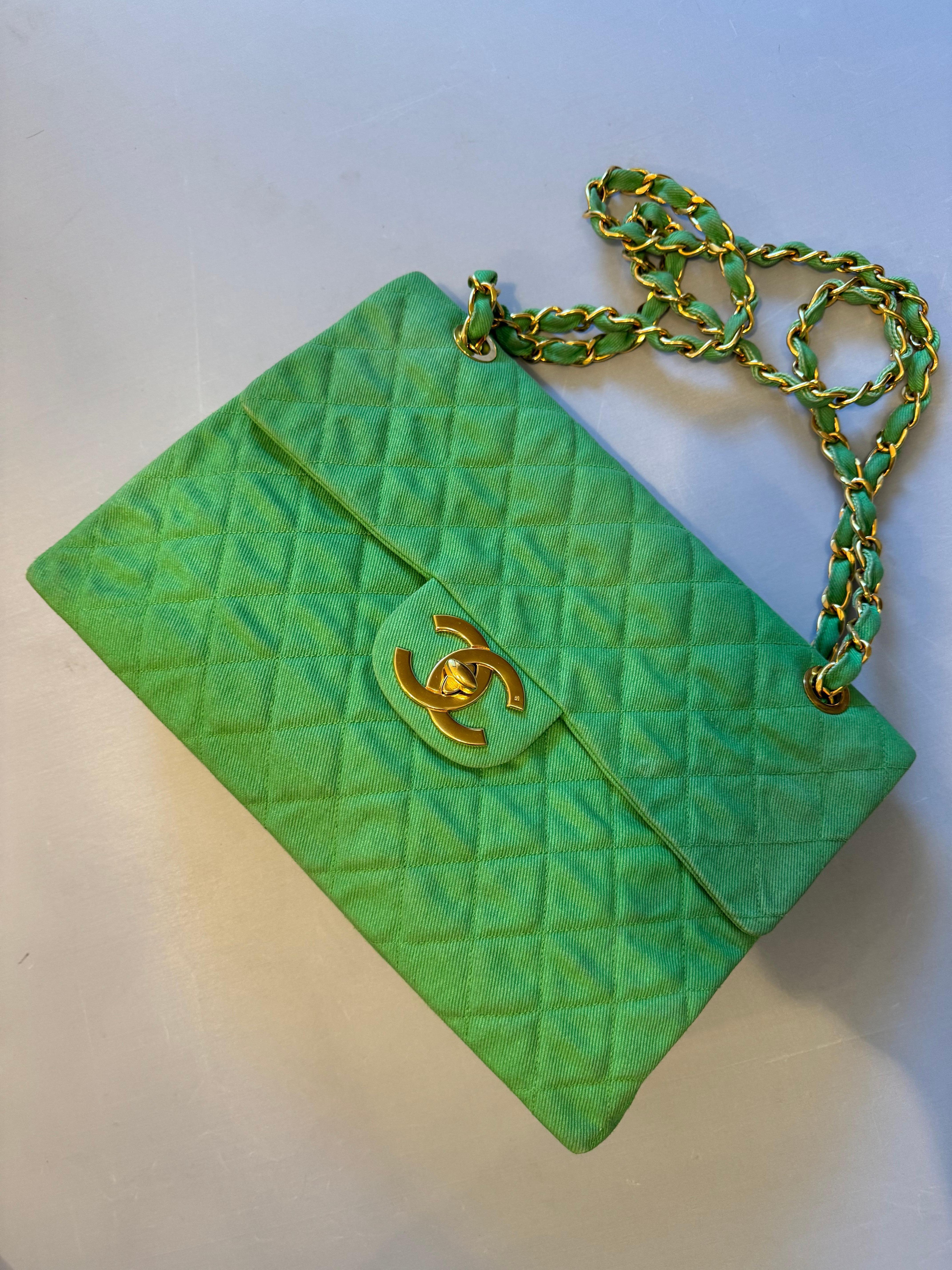 Incredibly rare vintage gem. This bag is in very good pre-owned condition. Flaws to note include some fading of color in certain areas of exterior. The bag has been very well maintained and is truly one of the rarest pieces to come by. Comes with