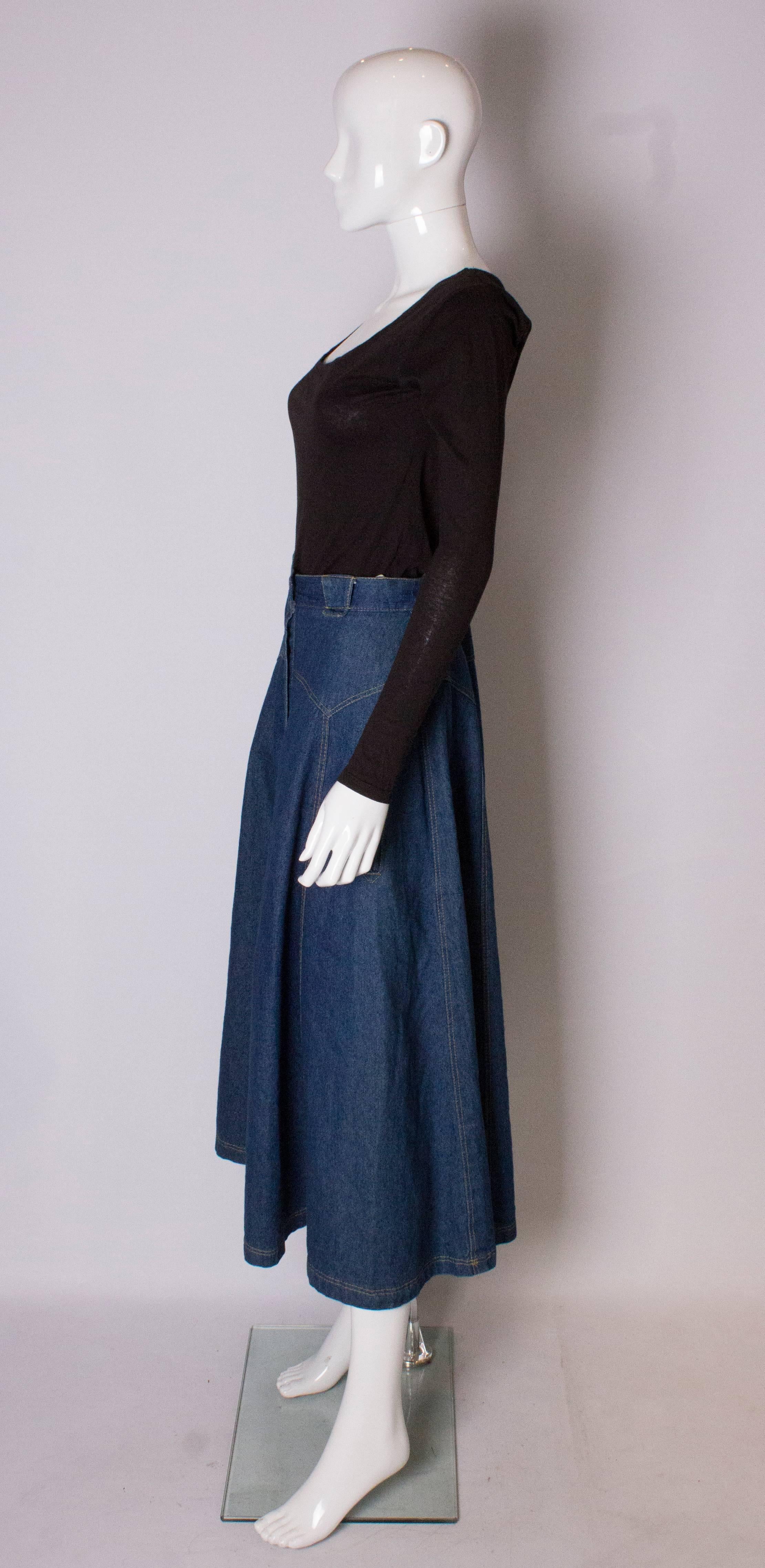 Women's A Vintage 1970s button up a line high waisted mid length Denim Skirt 