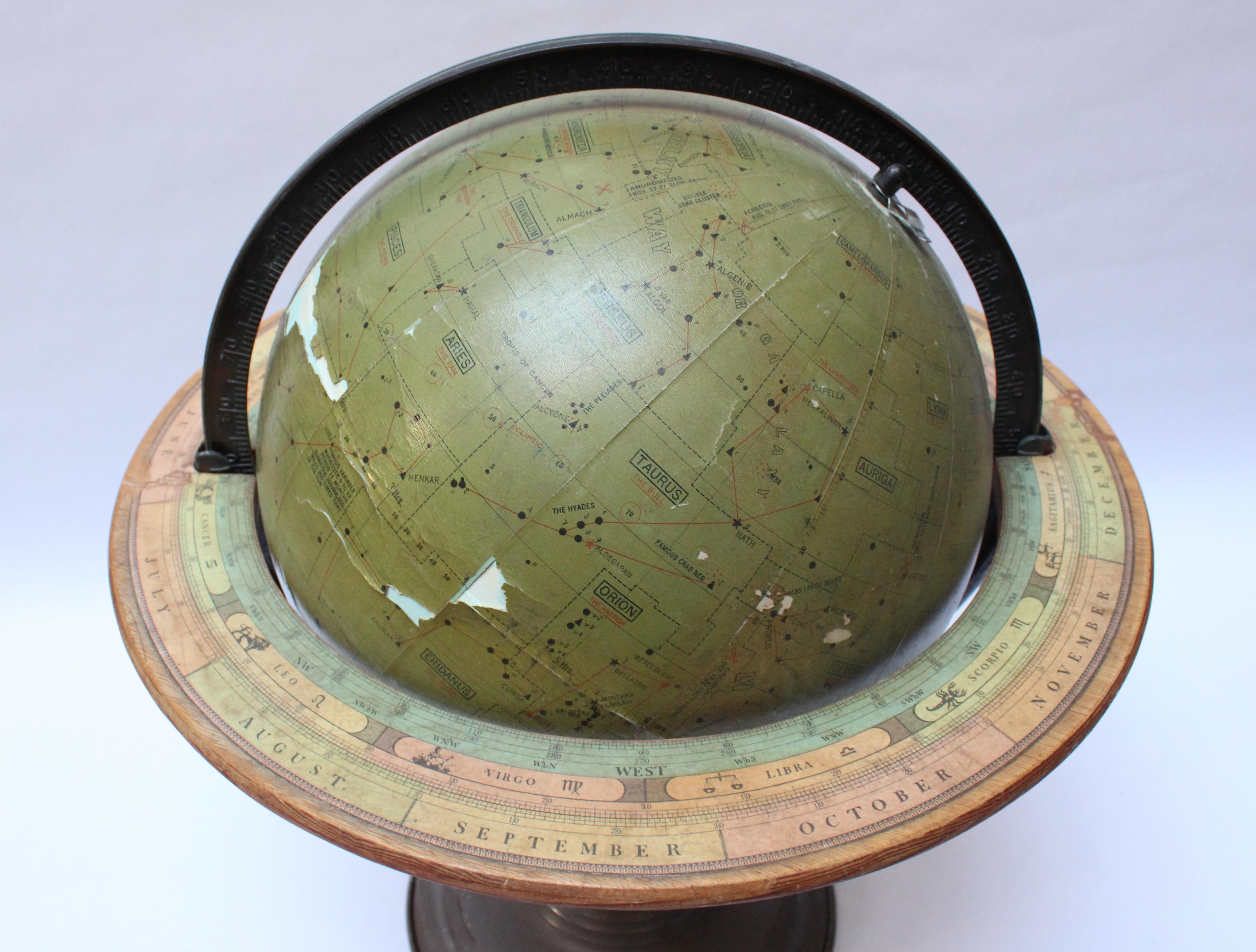 Milieu du XXe siècle Globe céleste vintage Dennoyer-Geppert en vente