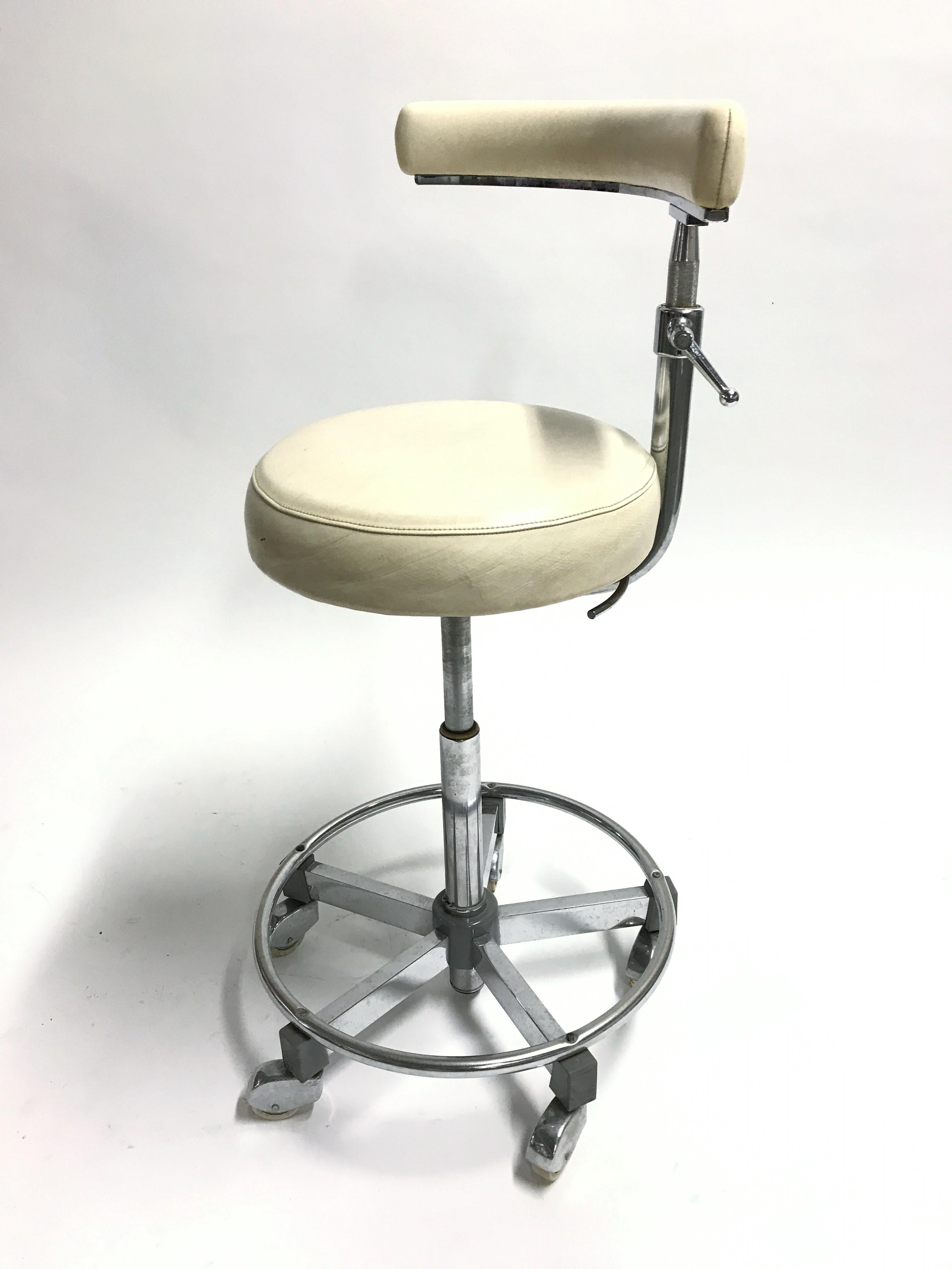 1970 dentist chair