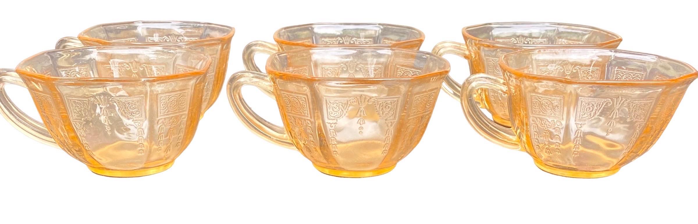 Art déco Vintage Depression Glass Set of Six Anchor Hocking Topaz Princess Cups en vente