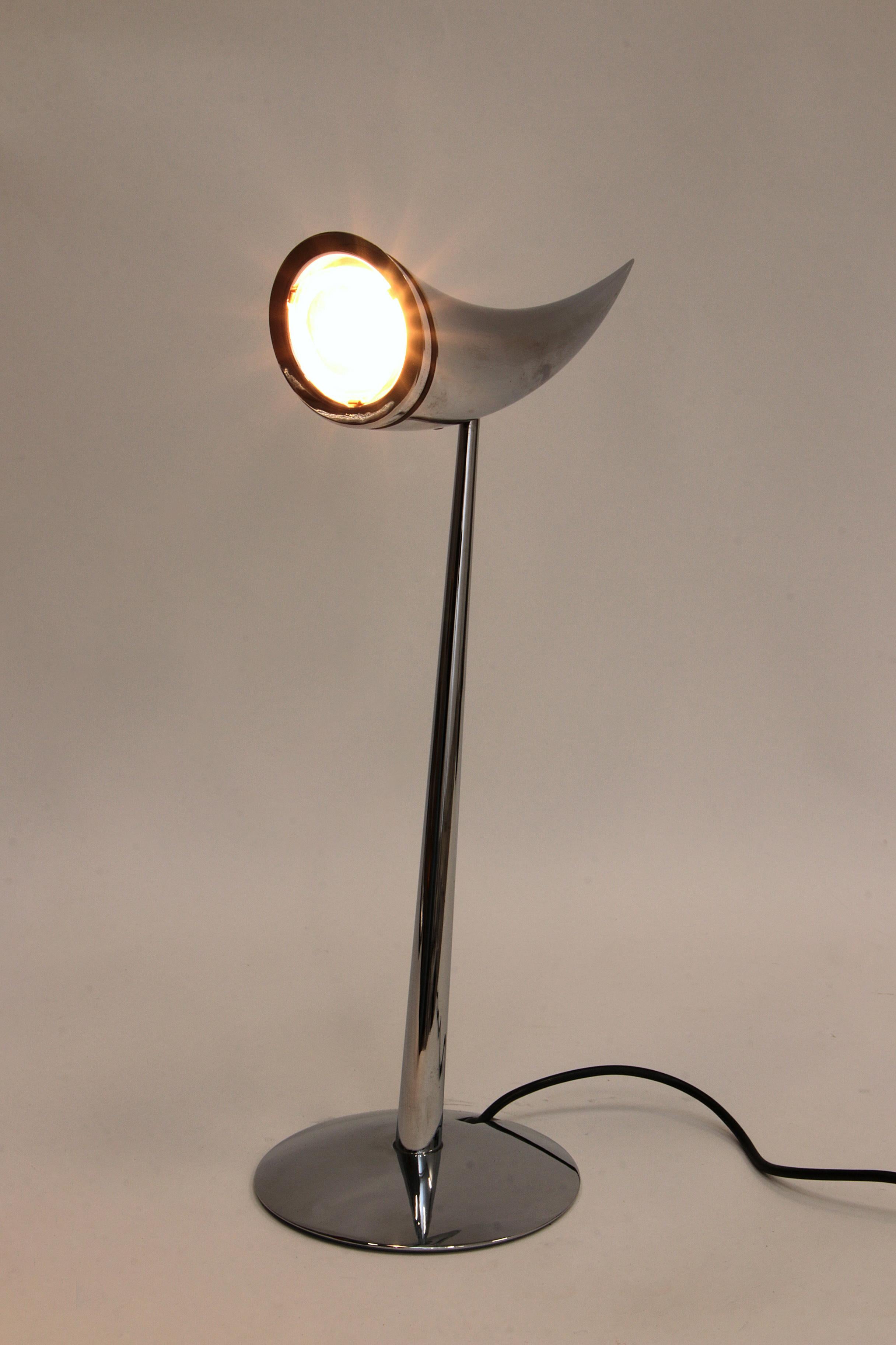 Philippe Starck Design Ara Tischlampe von für Flos  1988 im Angebot 1