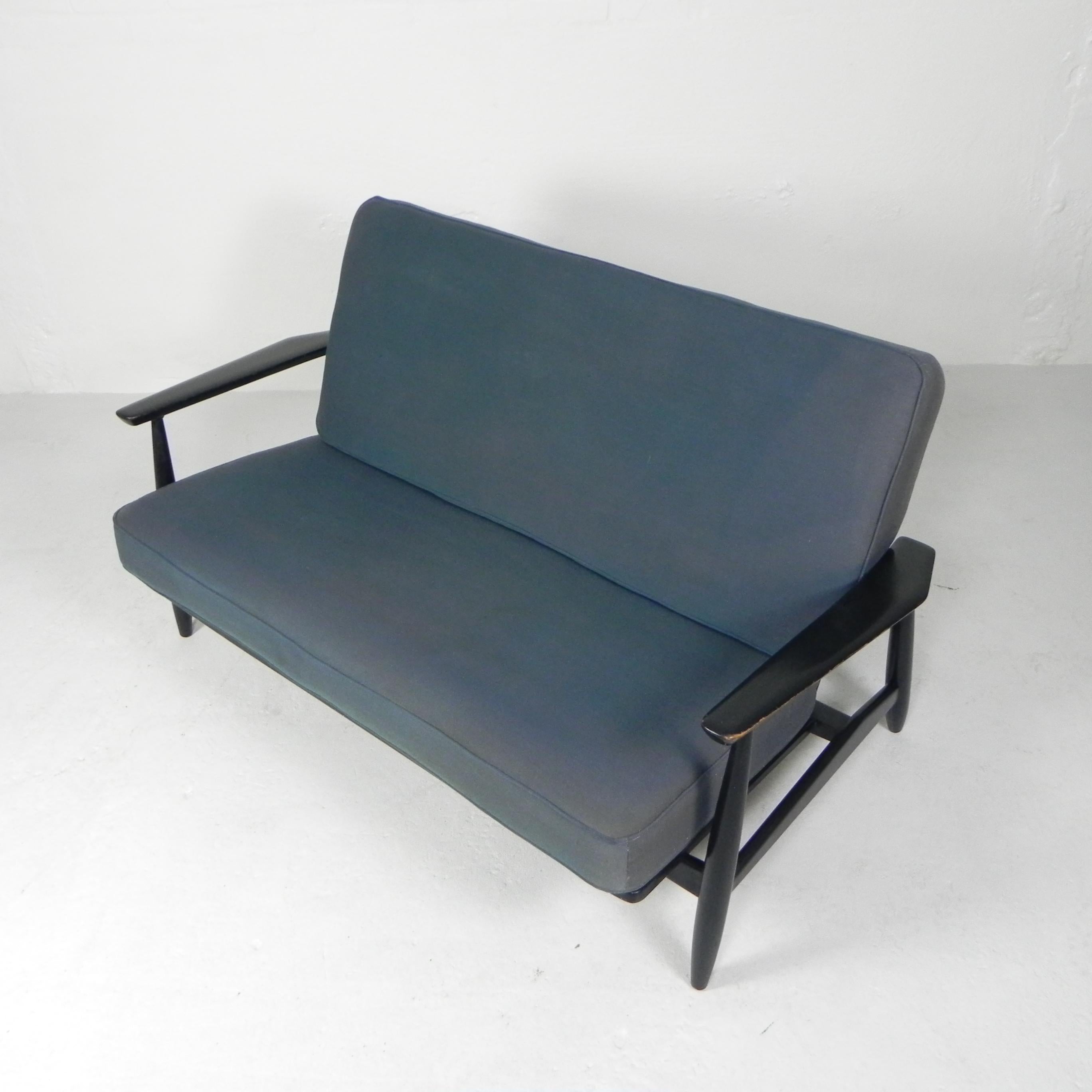 Danish Vintage design bench from the 1960s in the style of Viko Baumritter For Sale