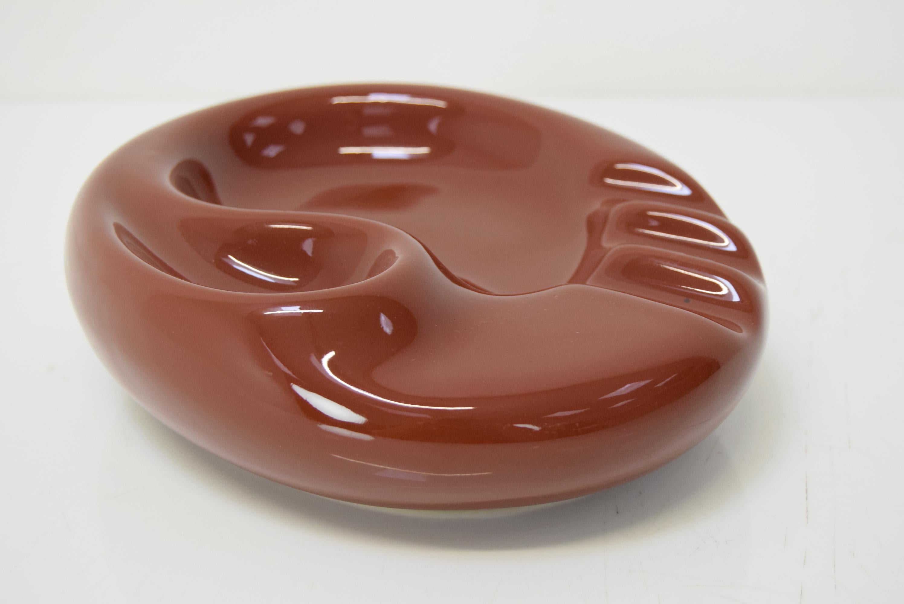 
Prodotto in Cecoslovacchia
Realizzato in ceramica
Buone condizioni originali