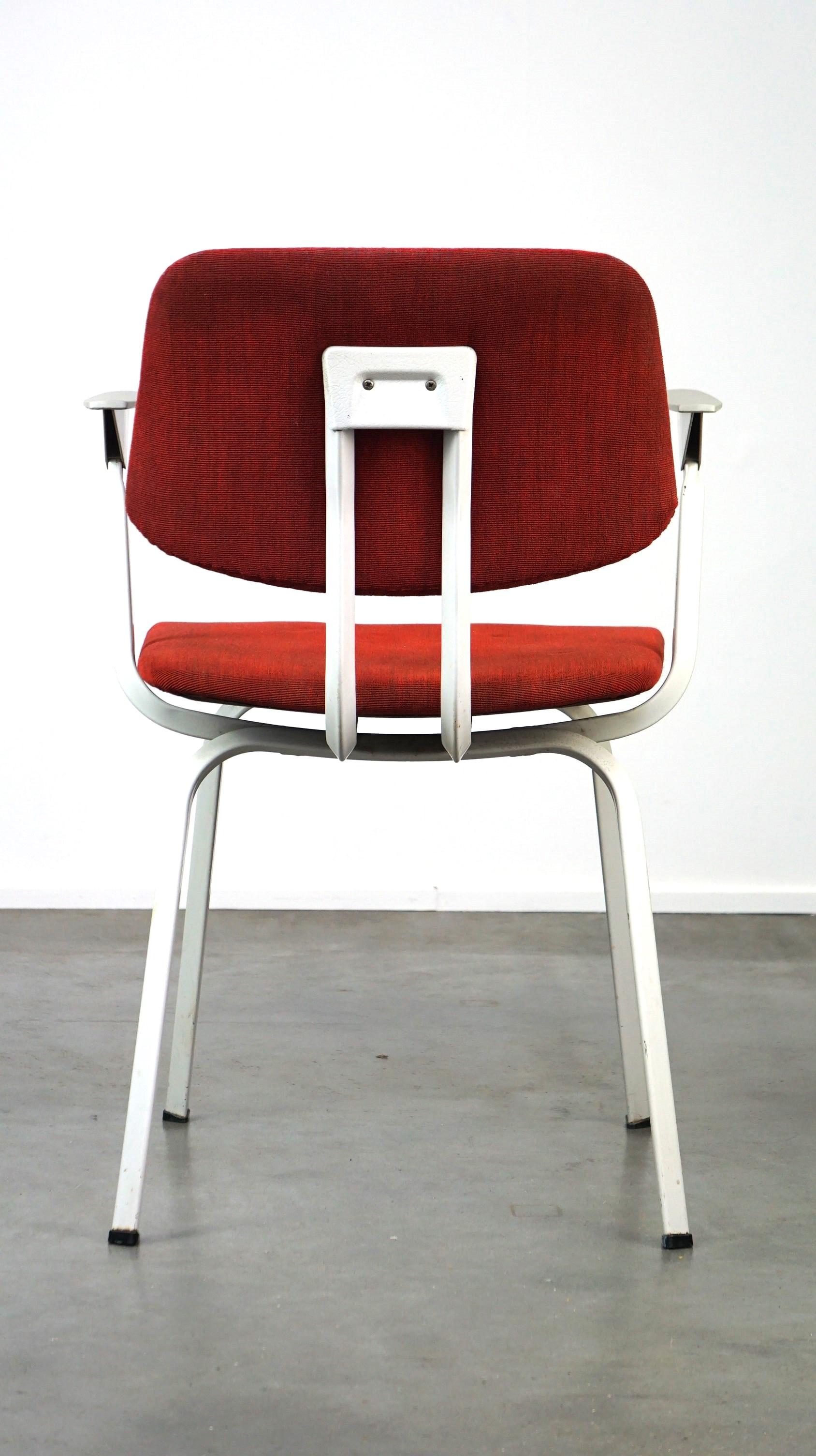 Sedia di design vintage di Friso Kramer per Ahrend de Cirkel della fine degli anni '60 in vendita 3