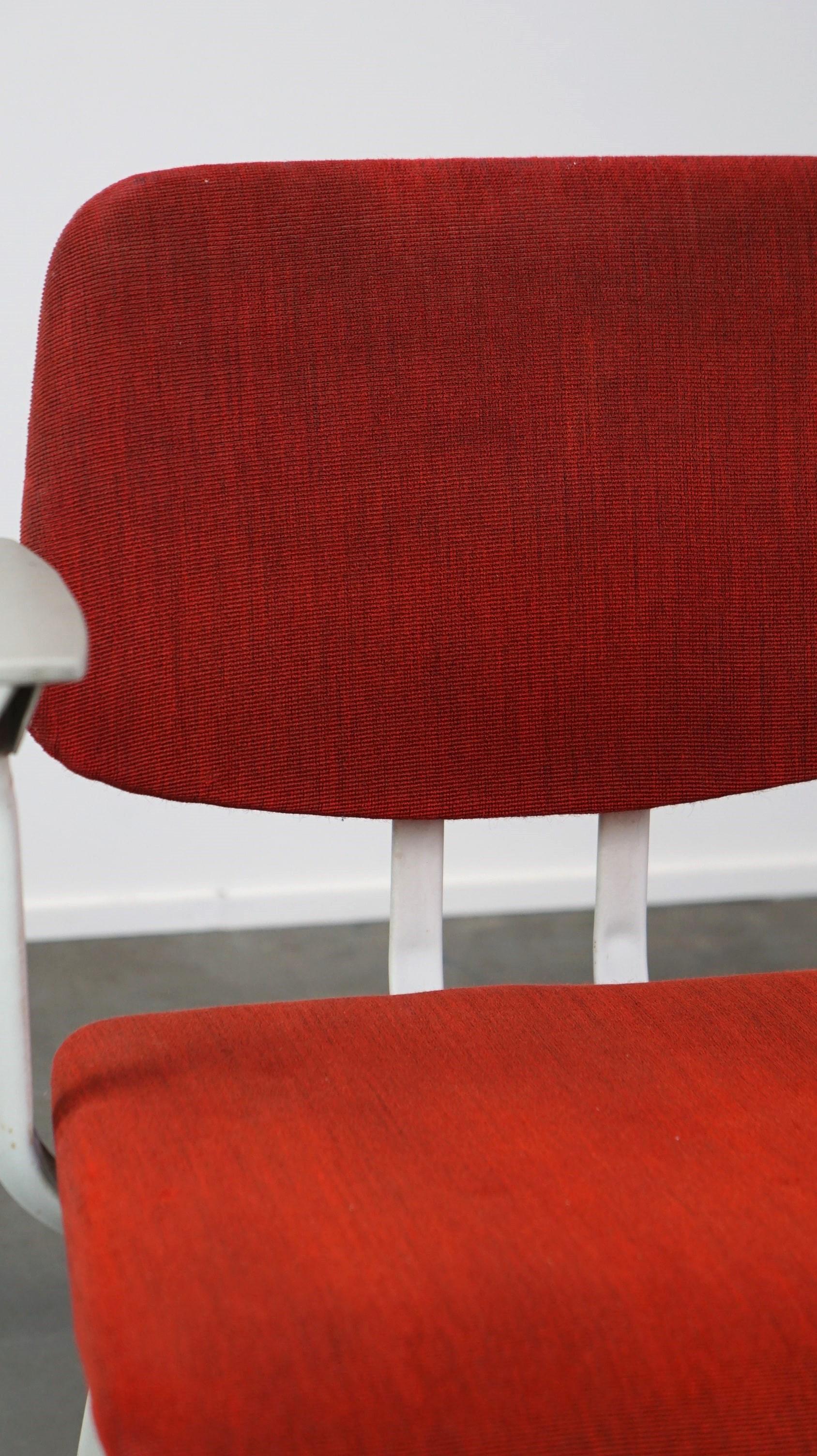 Sedia di design vintage di Friso Kramer per Ahrend de Cirkel della fine degli anni '60 in vendita 1