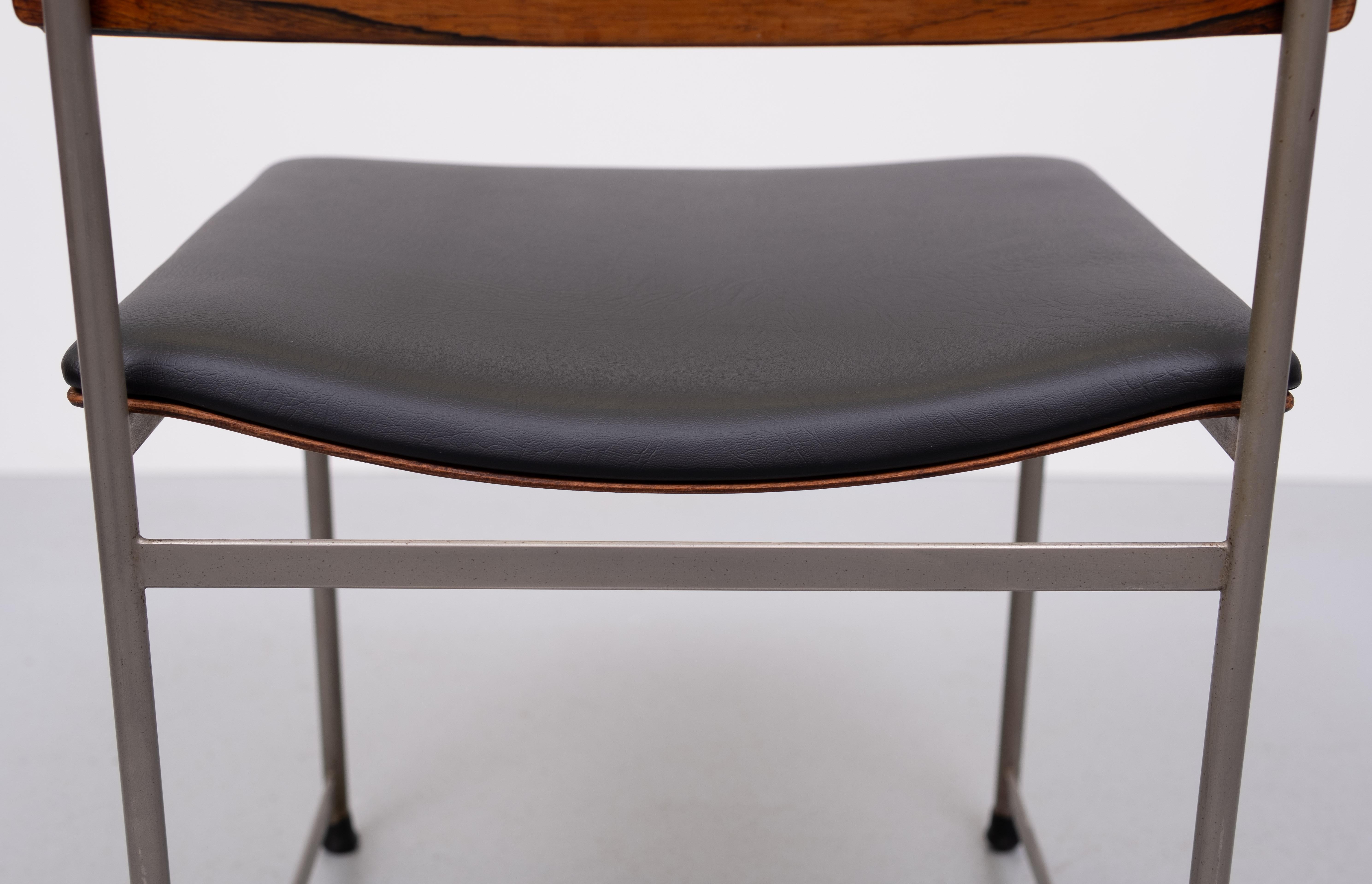 Vintage design curved dining chairs SM08 by Cees Braakman for Pastoe, 1950s  For Sale 4