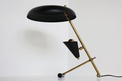 Vintage Design Italian ''Z'' Shaped Desk Lamp Attributed to Stilnovo 1950 Table