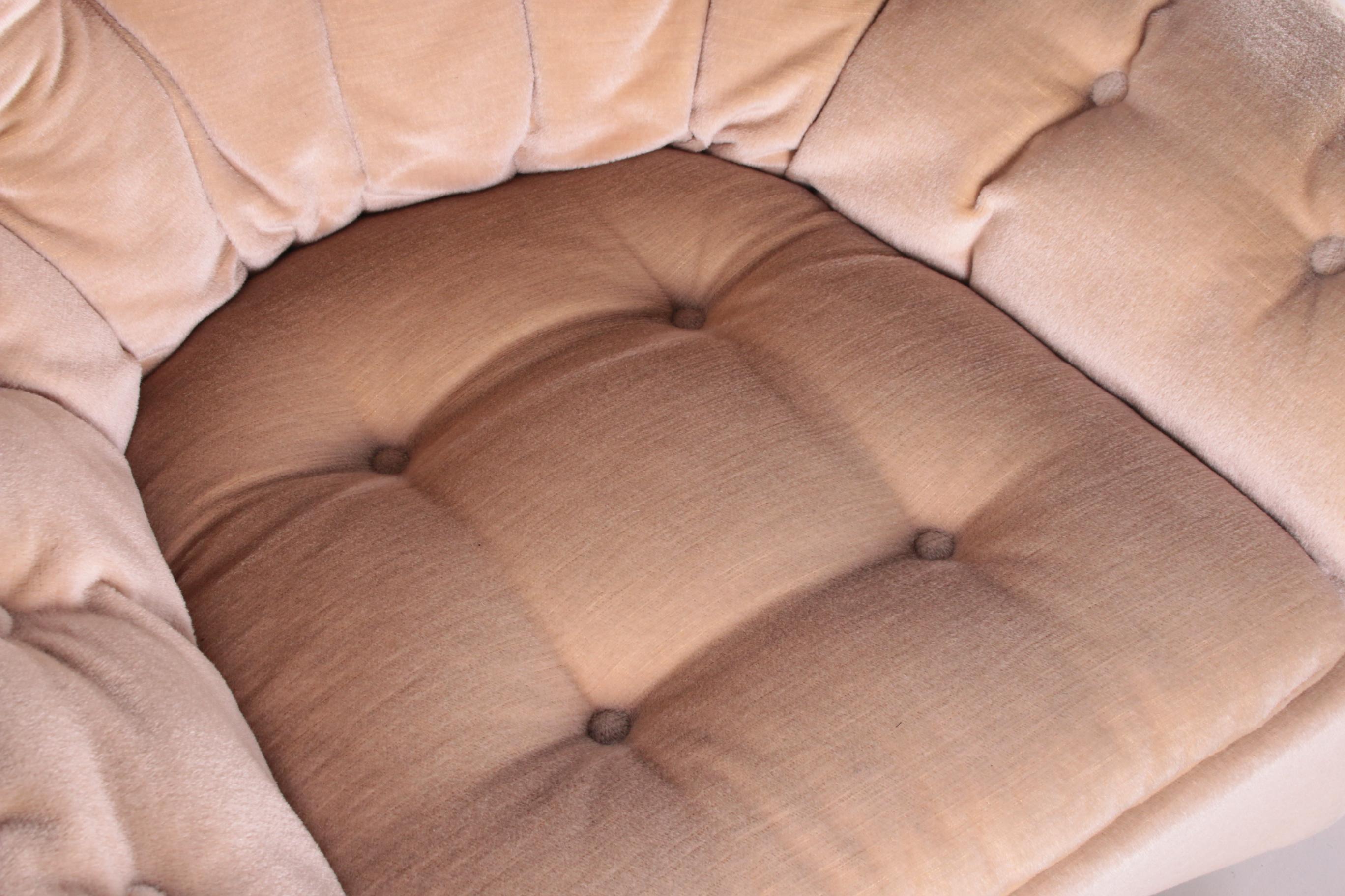 Vintage Design Lounge Chair Velvet from the 70s 11