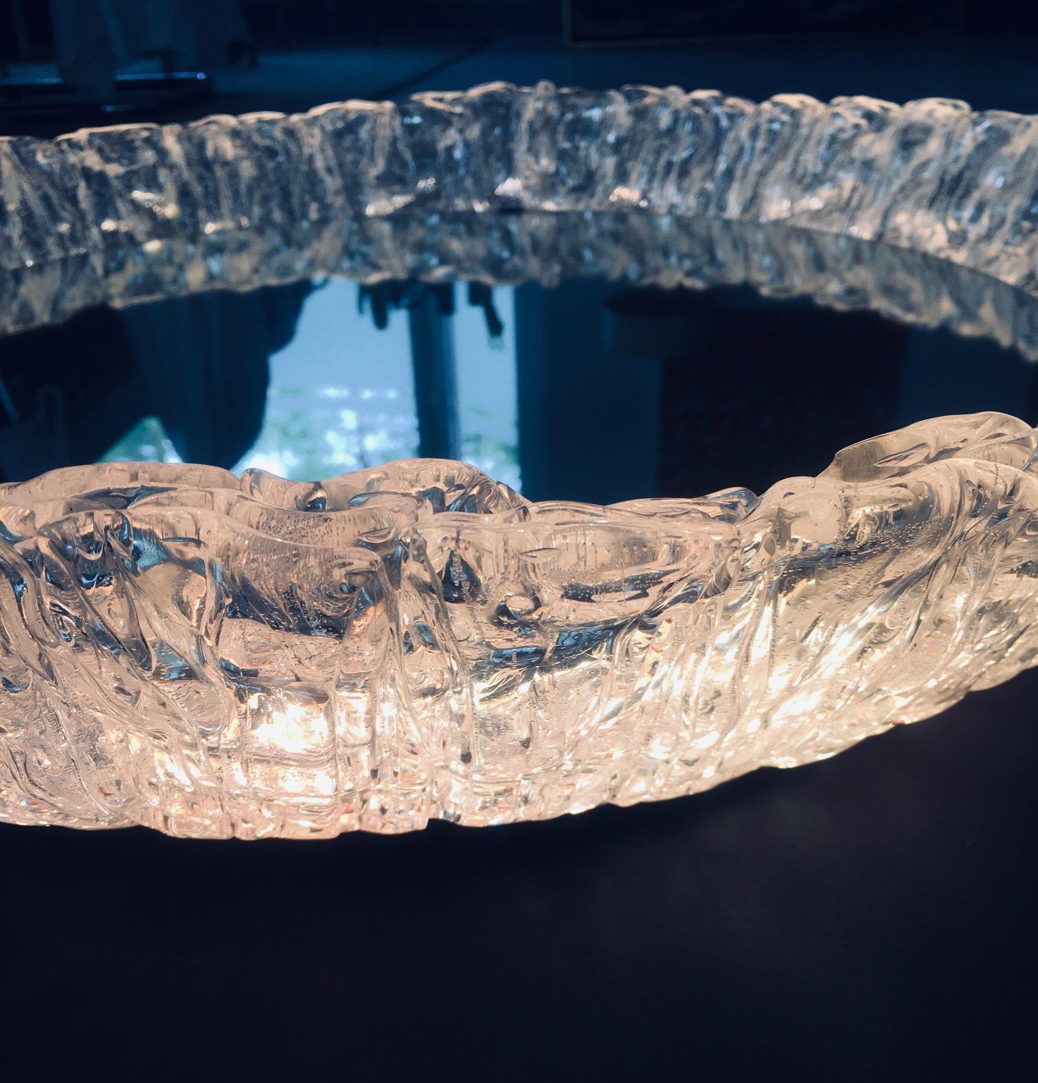 Miroir mural à arrière-plan en lucite, Hillebrand, Allemagne, années 1970 en vente 3