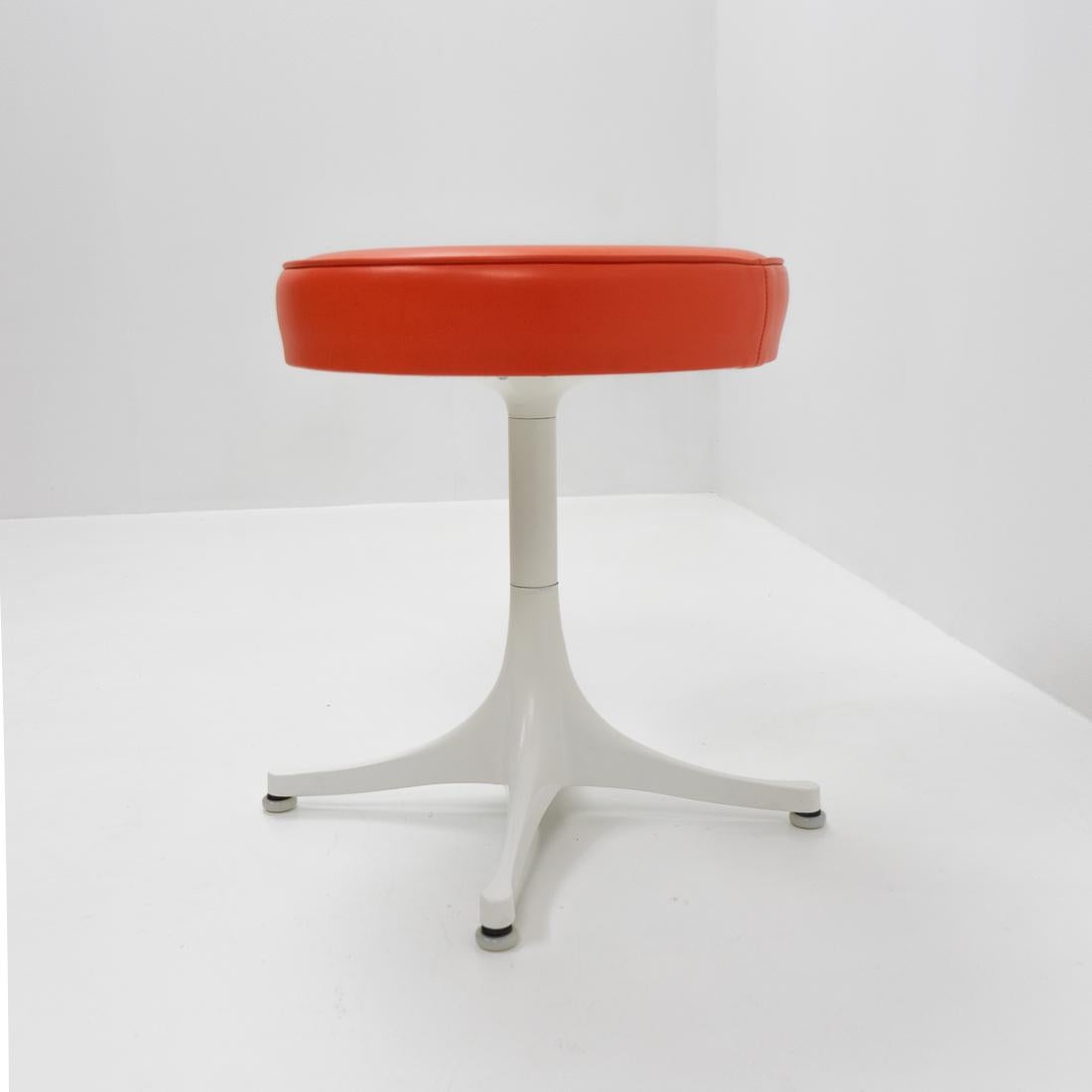 Nelson Vintage-Hocker mit drehbarem Sockel im Vintage-Design für Herman Miller, 1970er Jahre (amerikanisch) im Angebot