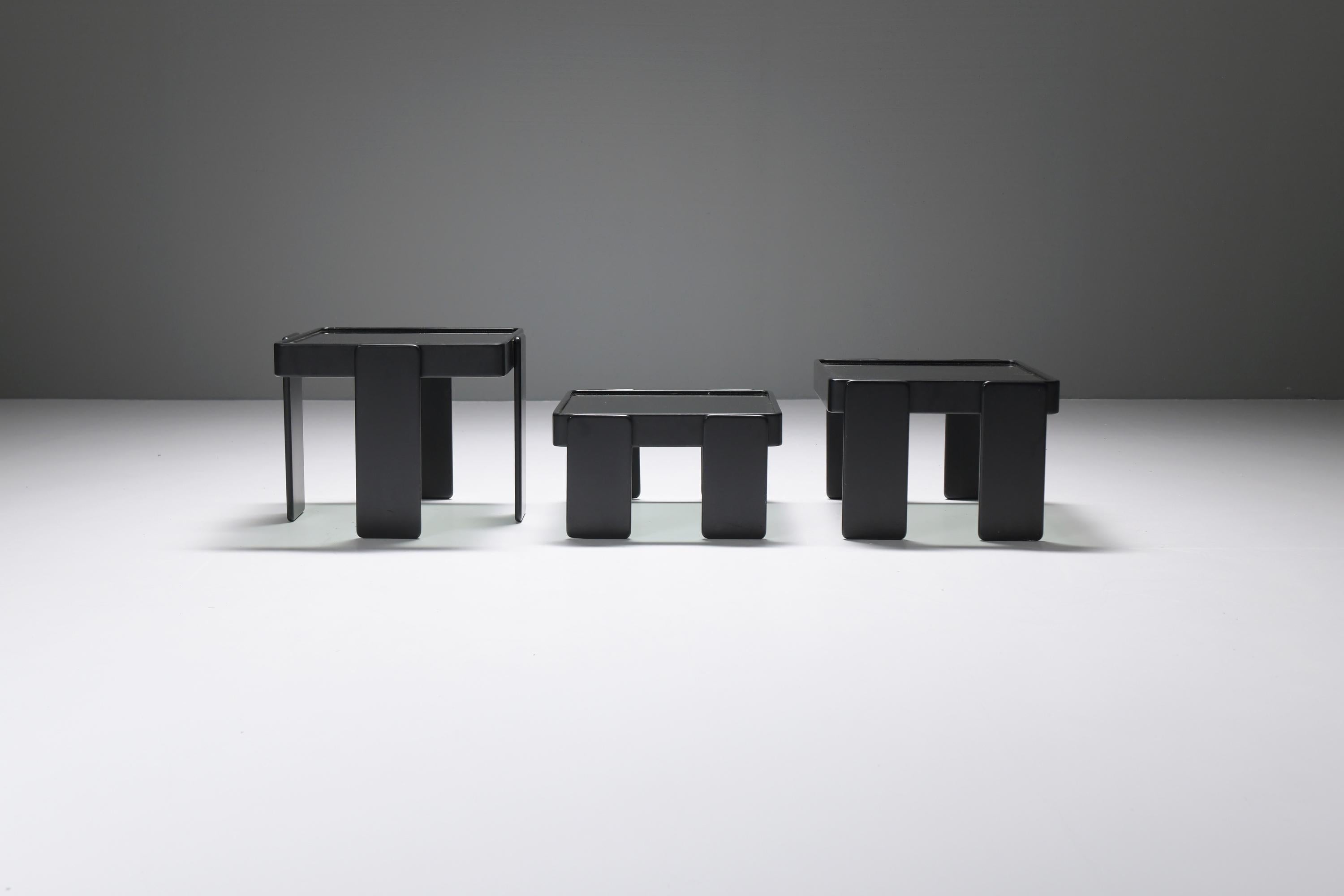 Vintage Design Nesting tables by Gianfranco Frattini for Cassina Italy For Sale 2